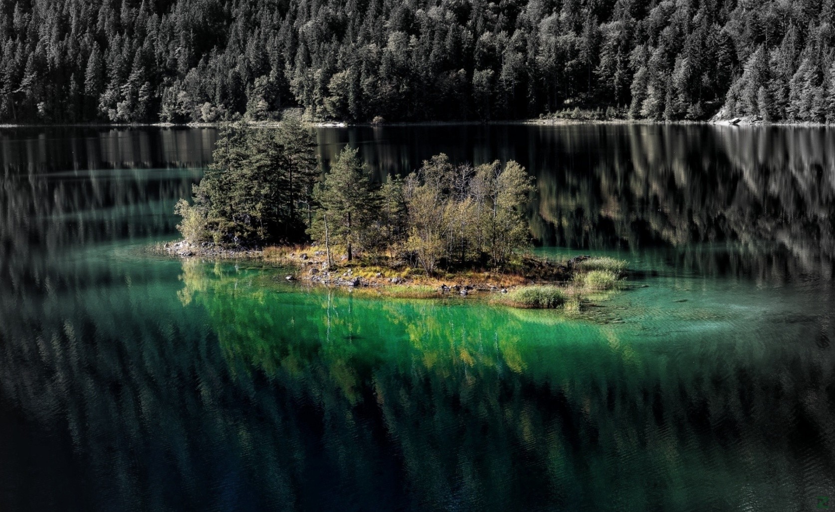 General 1674x1027 lake green forest colorful island selective coloring nature