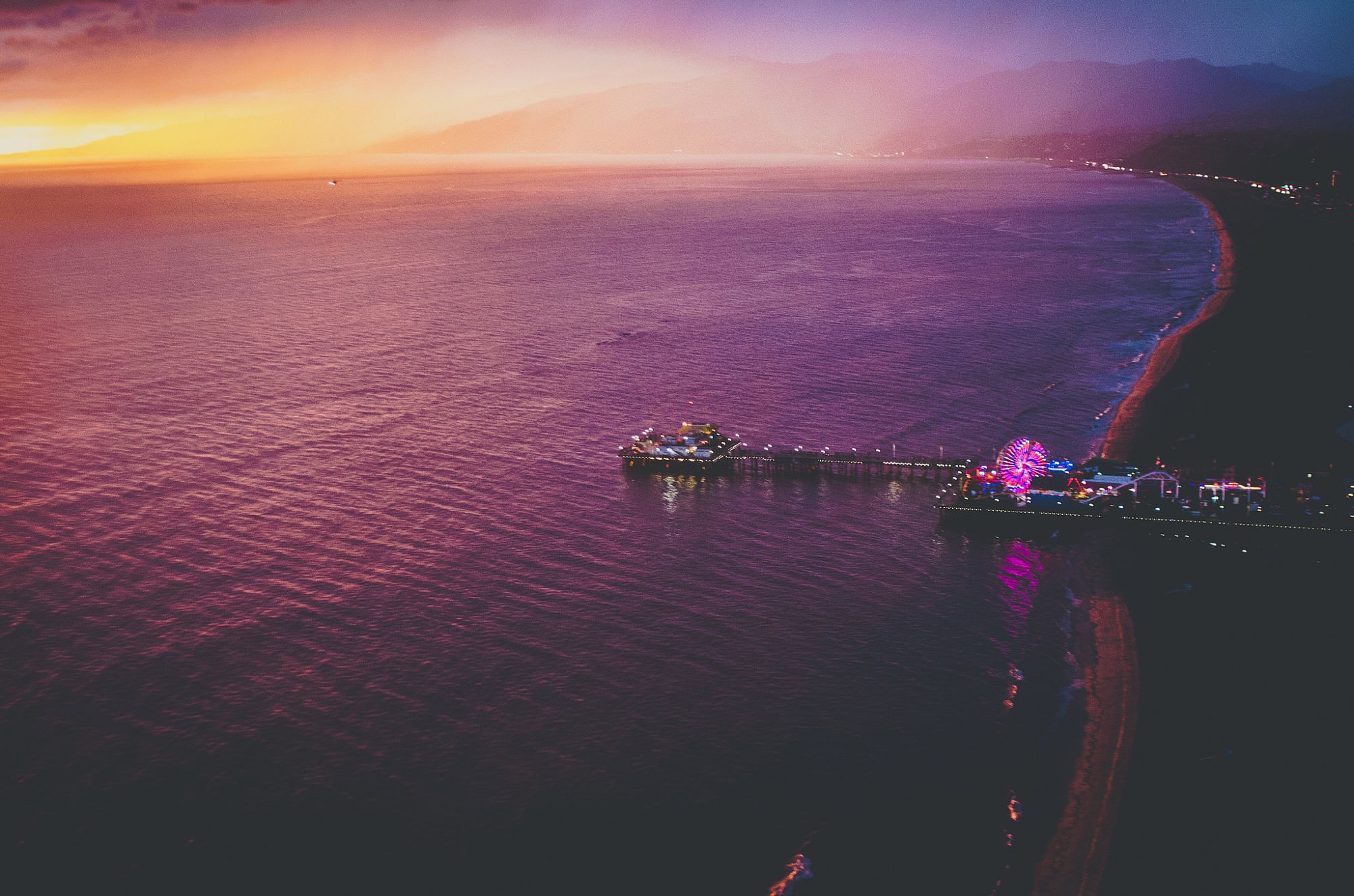 General 2000x1324 bay Santa Monica ferris wheel pier sea California coast sunset beach high angle purple USA sky