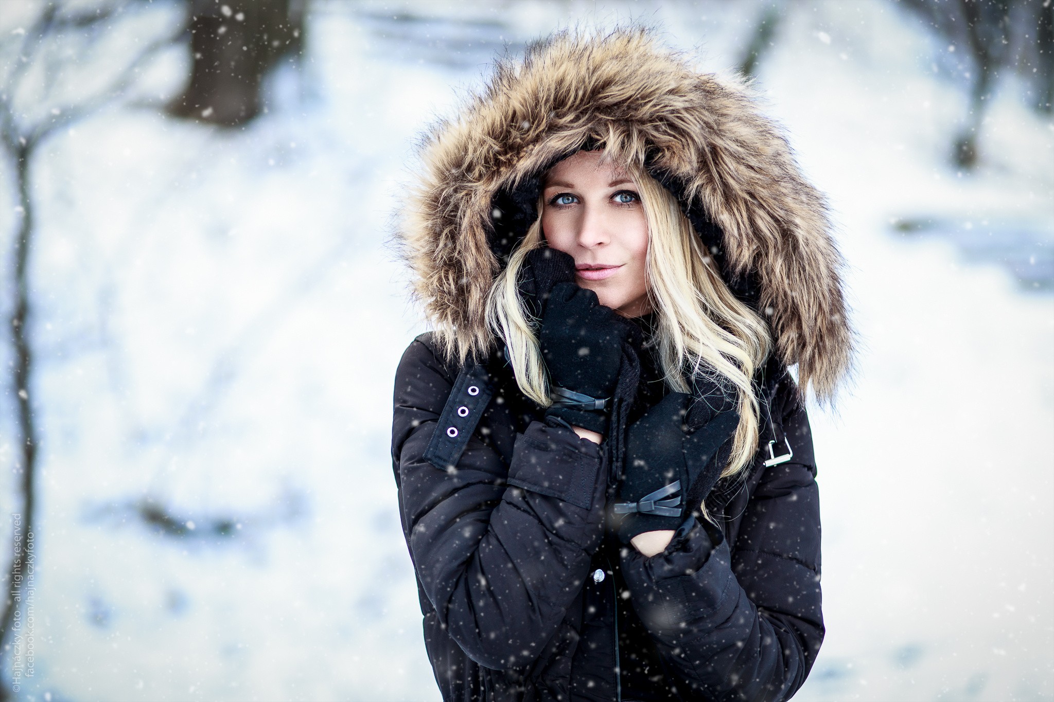 People 2048x1365 women blonde blue eyes looking at viewer jacket women outdoors outdoors winter snow cold model long hair