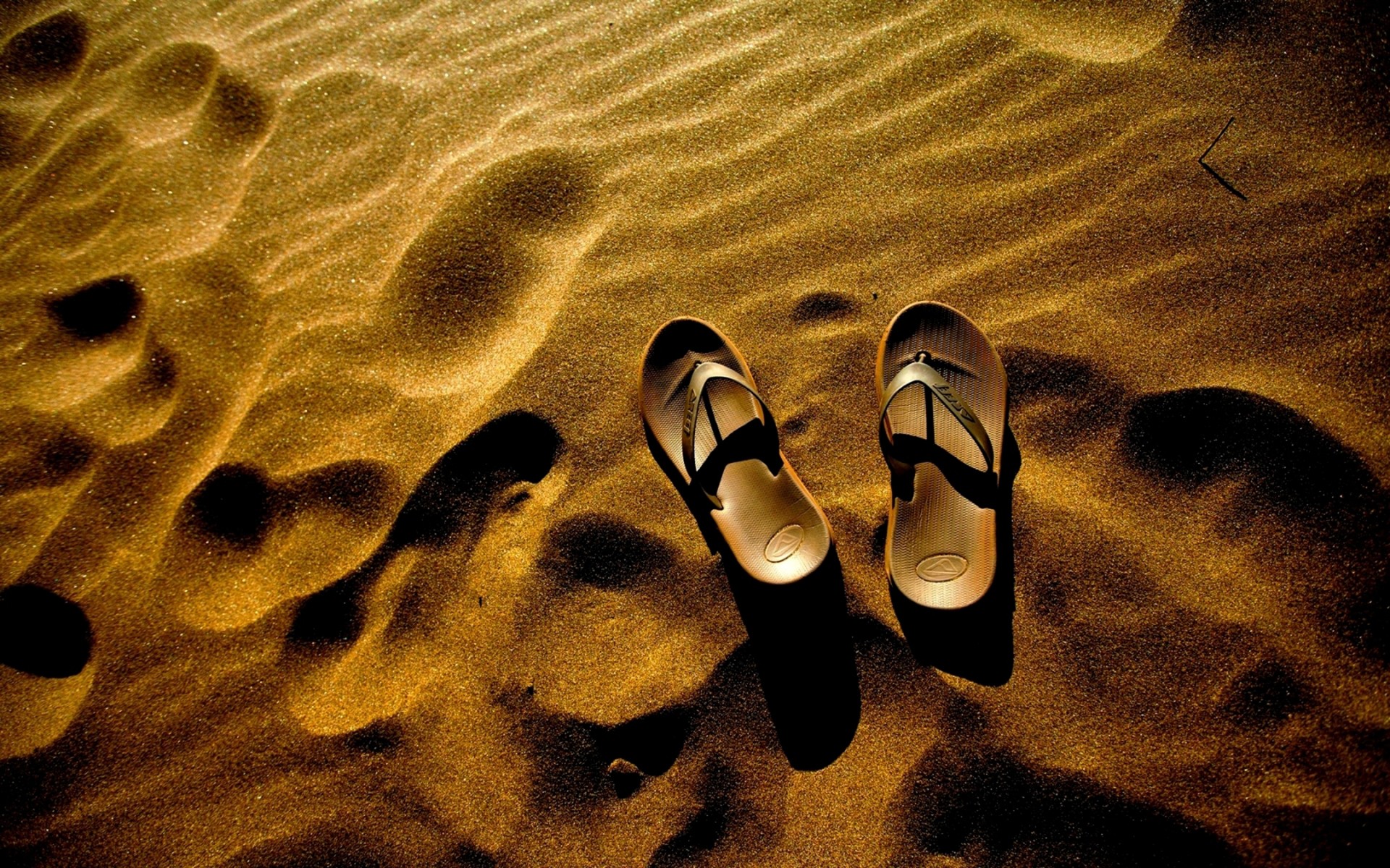 General 1920x1200 sand shoes footprints sandals