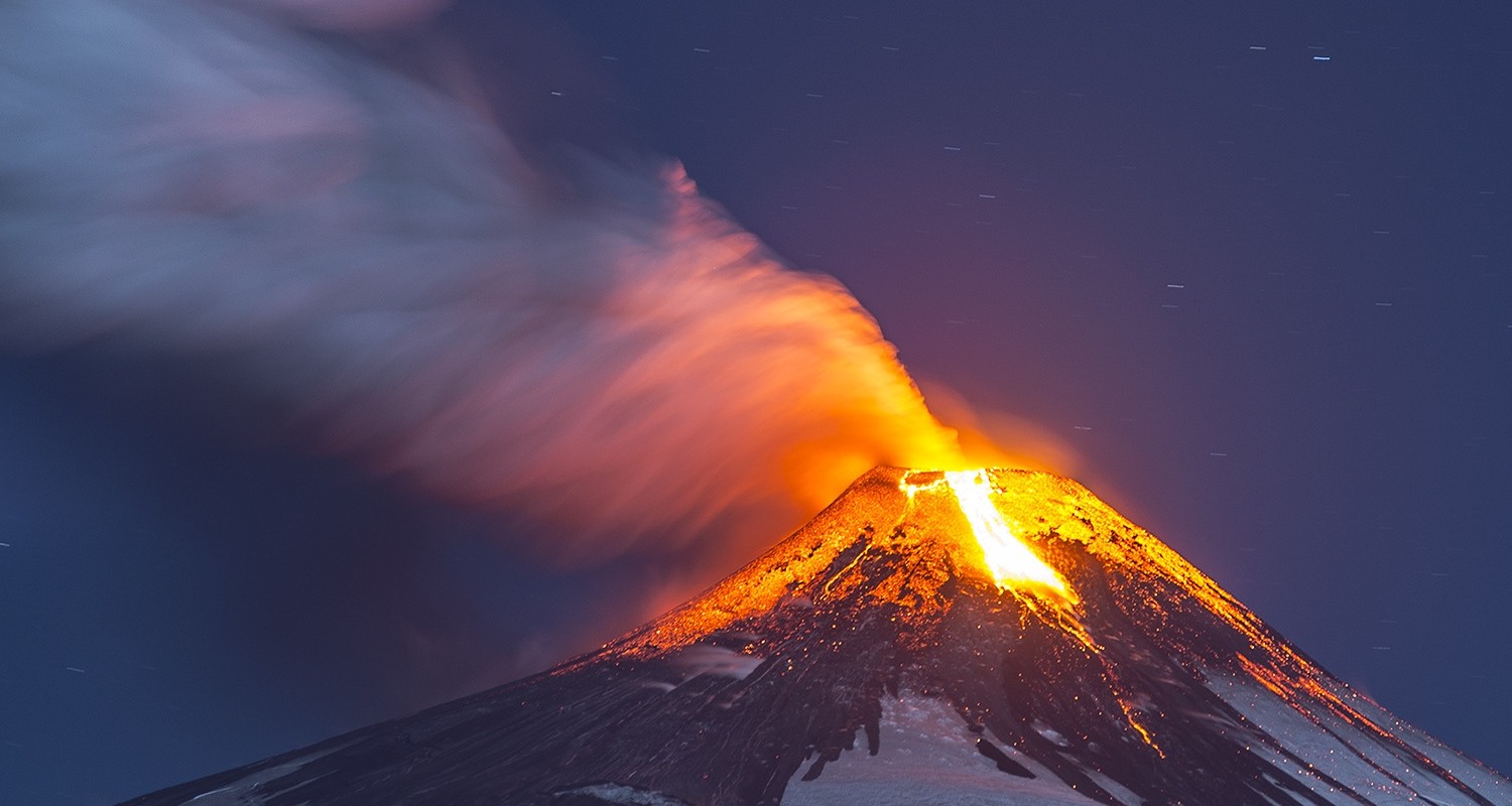 General 1500x800 nature volcano eruption lava starry night snowy peak smoke long exposure Chile South America sky landscape