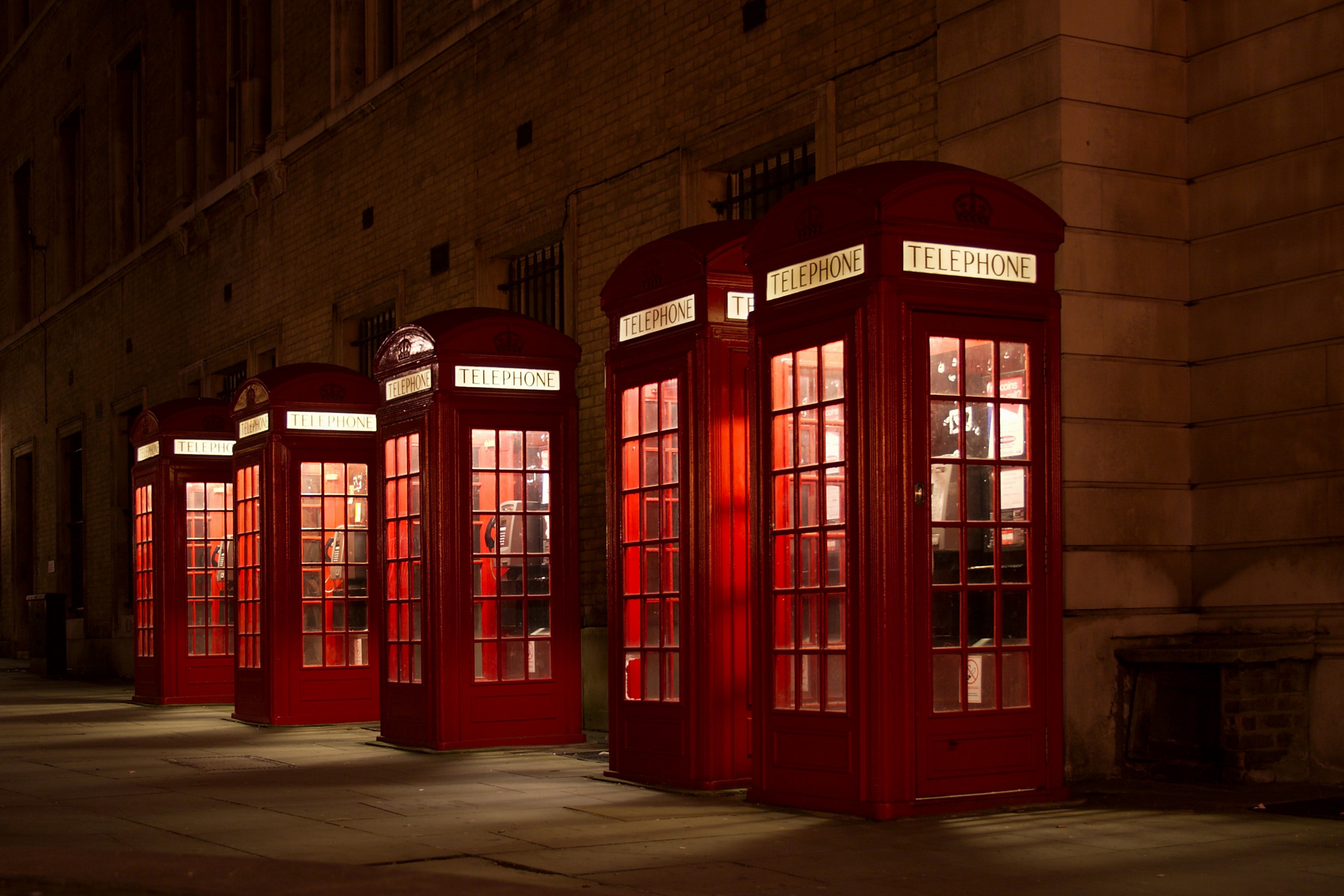 General 3542x2362 photography phone box red phone night city