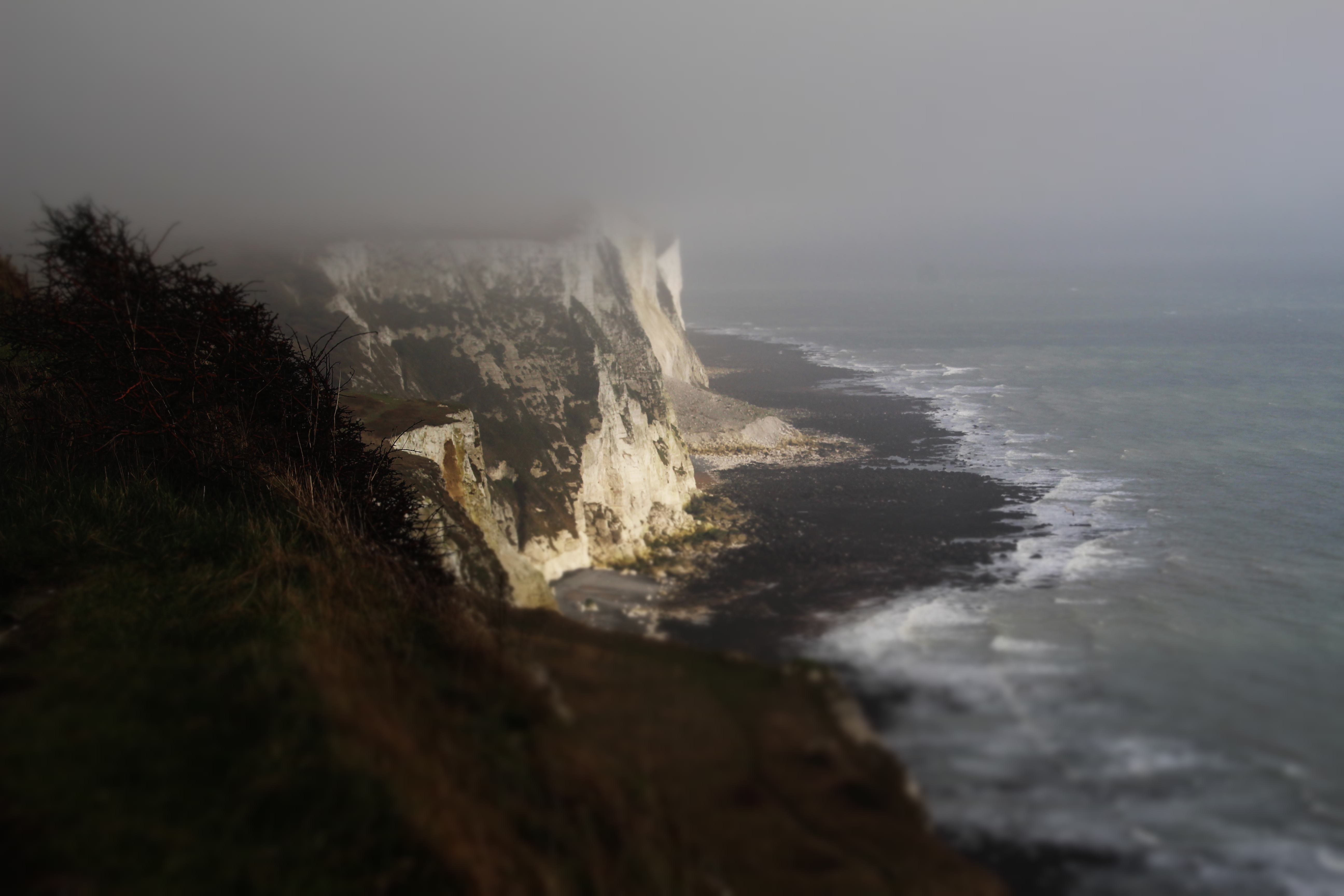 General 5184x3456 nature landscape sea cliff coastline Cliffs of Dover England UK mist plants depth of field waves tilt shift
