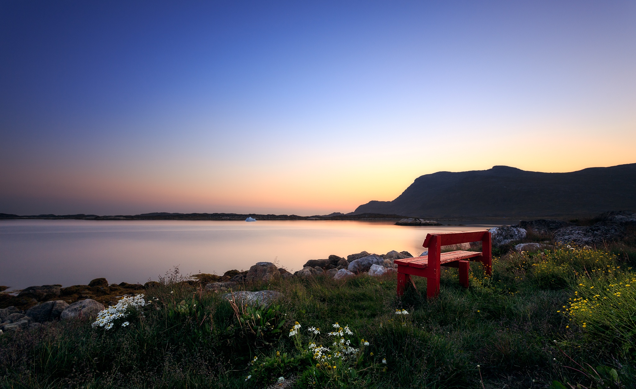 General 2048x1253 Greenland sky outdoors bench