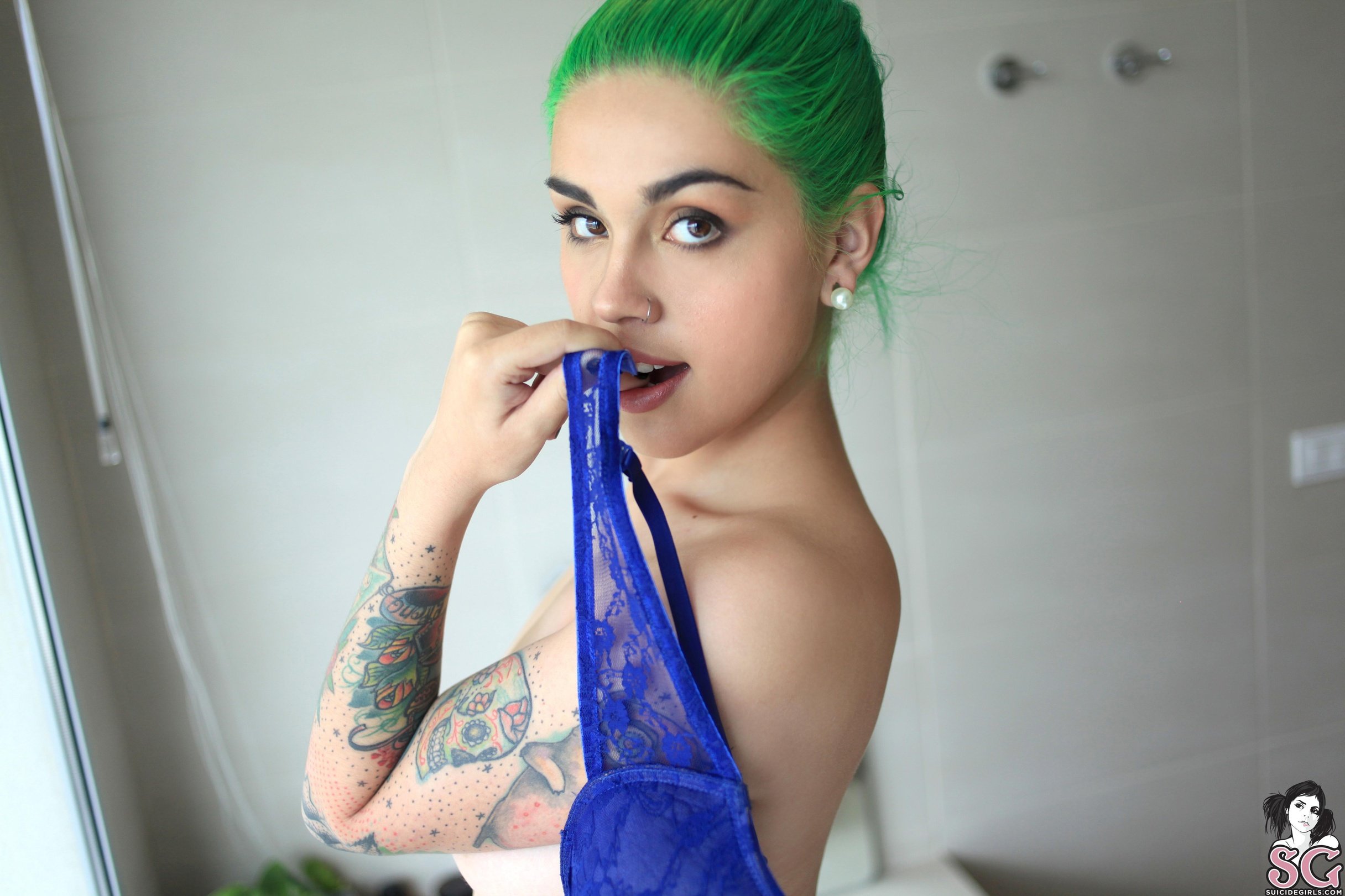 People 2432x1621 Kieve Suicide Suicide Girls bra inked girls tattoo women green hair model closeup watermarked
