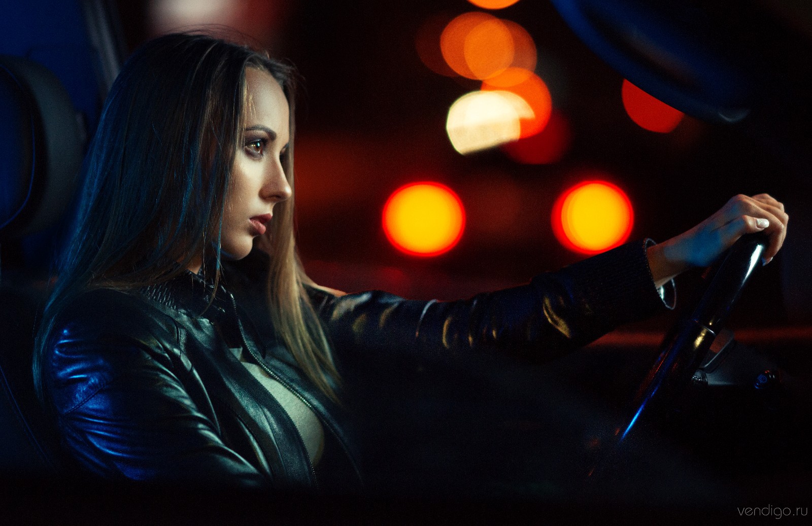 People 1600x1037 Evgeniy Bulatov women model brunette driving women with cars leather jacket looking into the distance profile night black jackets car interior Dasha (model)