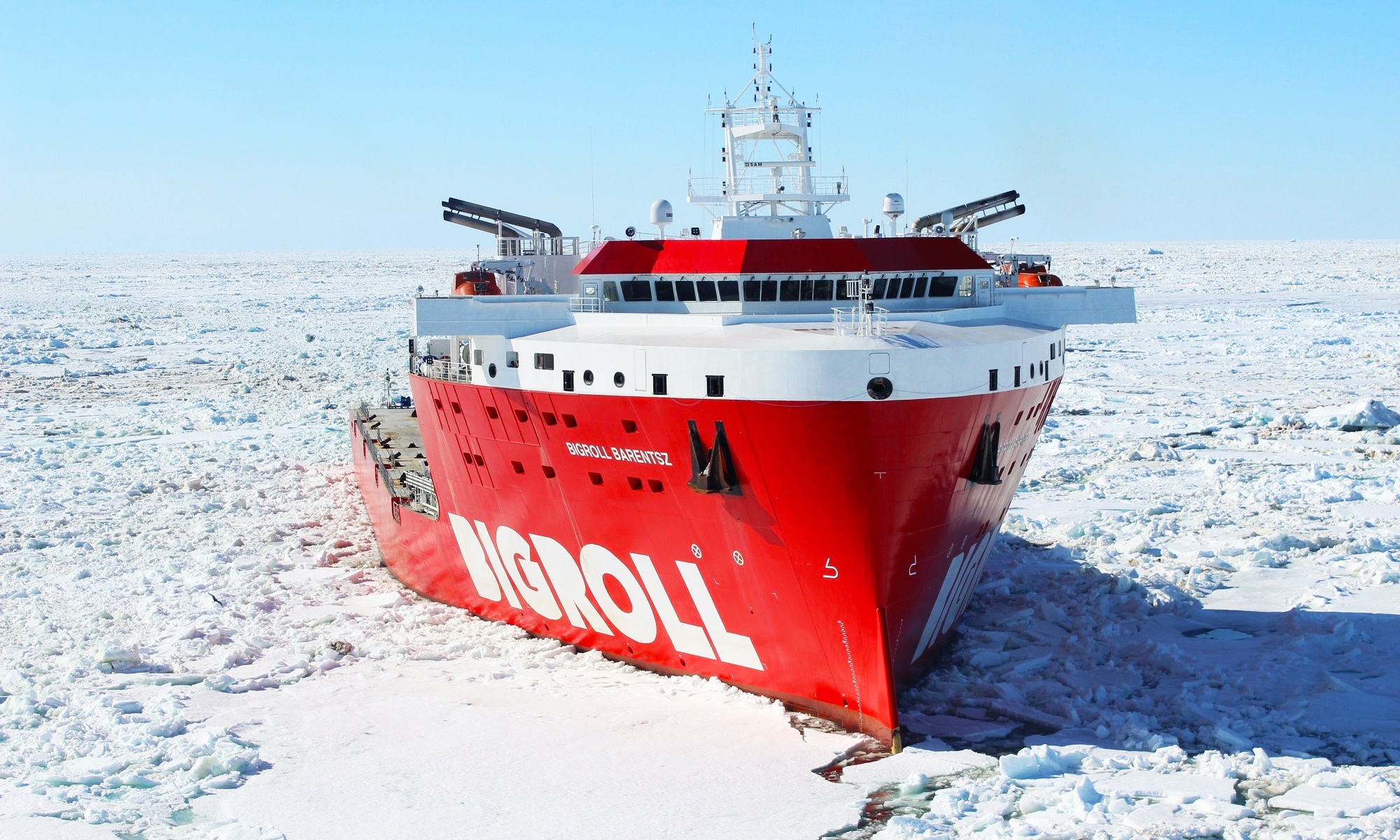 General 2000x1200 ice Arctic sea ship vehicle