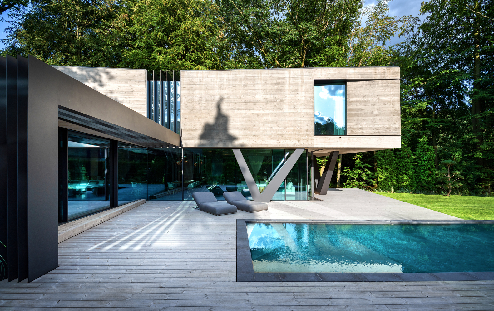 General 1582x997 window modern architecture house swimming pool