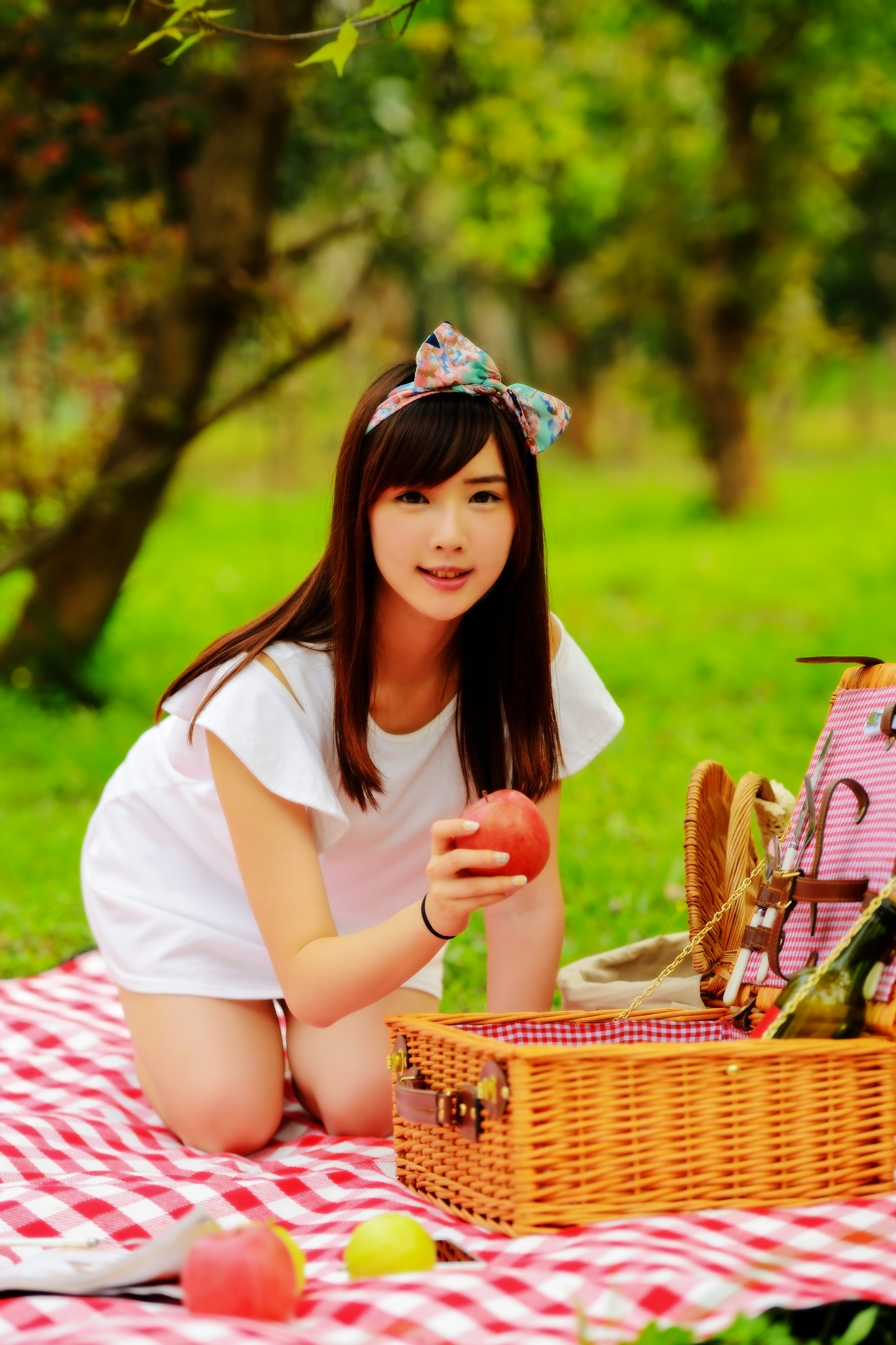People 3766x5650 Asian brunette women picnic park women outdoors apples headband dress