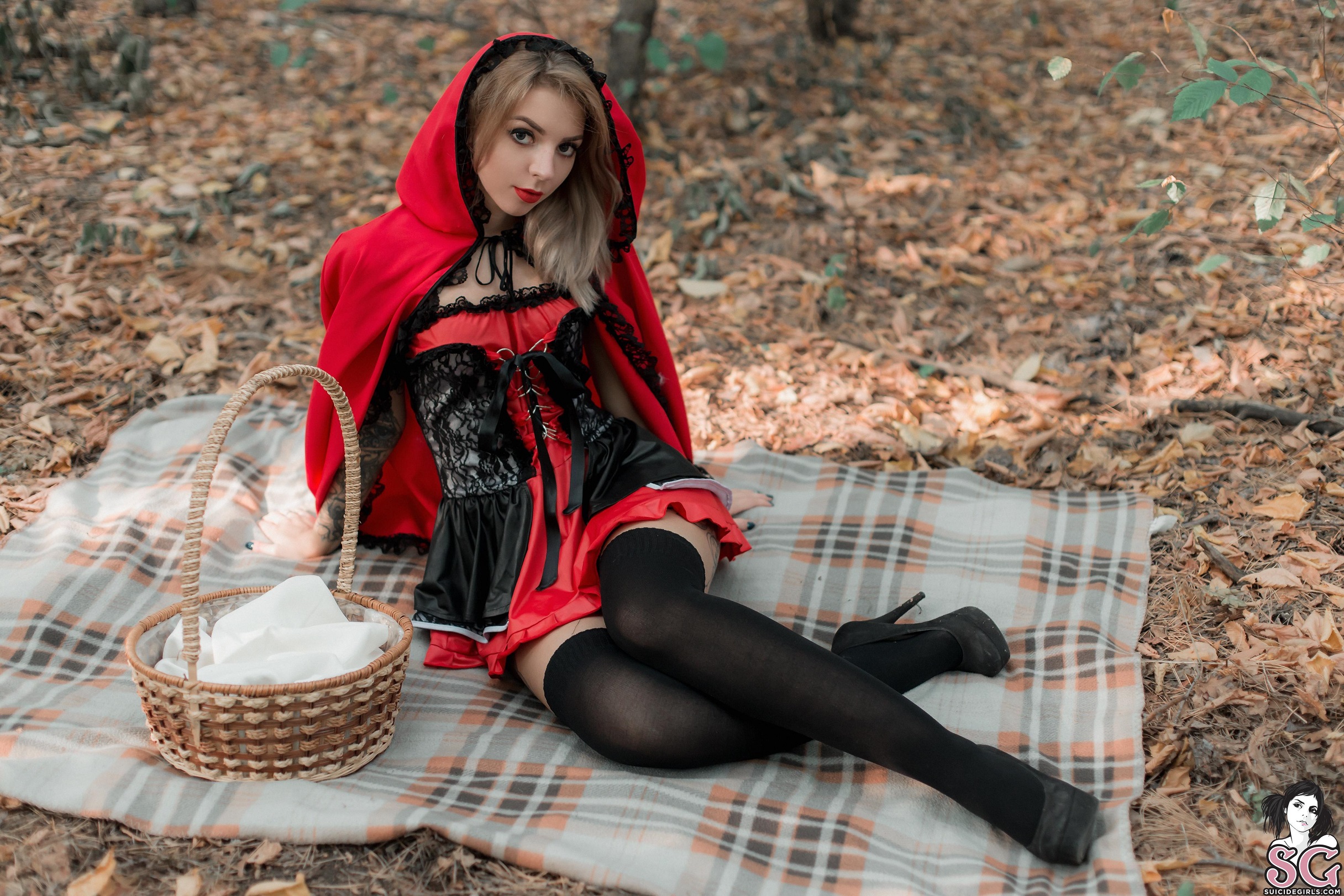 People 2432x1622 Elisa Rose women model blonde looking at viewer red lipstick Little Red Riding Hood cosplay forest blankets cape sitting thigh-highs Suicide Girls