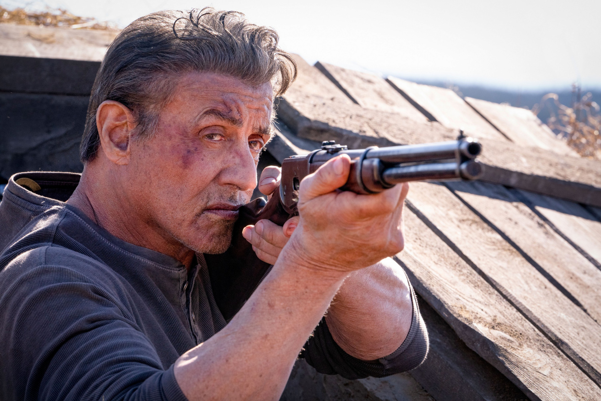 People 1920x1280 Sylvester Stallone Rambo Gray Shirt gray hair rifles Rambo 5: Last Blood men actor movies
