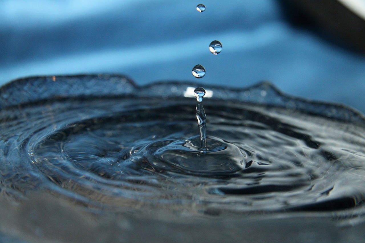 General 1280x853 water water drops liquid water ripples closeup macro long exposure