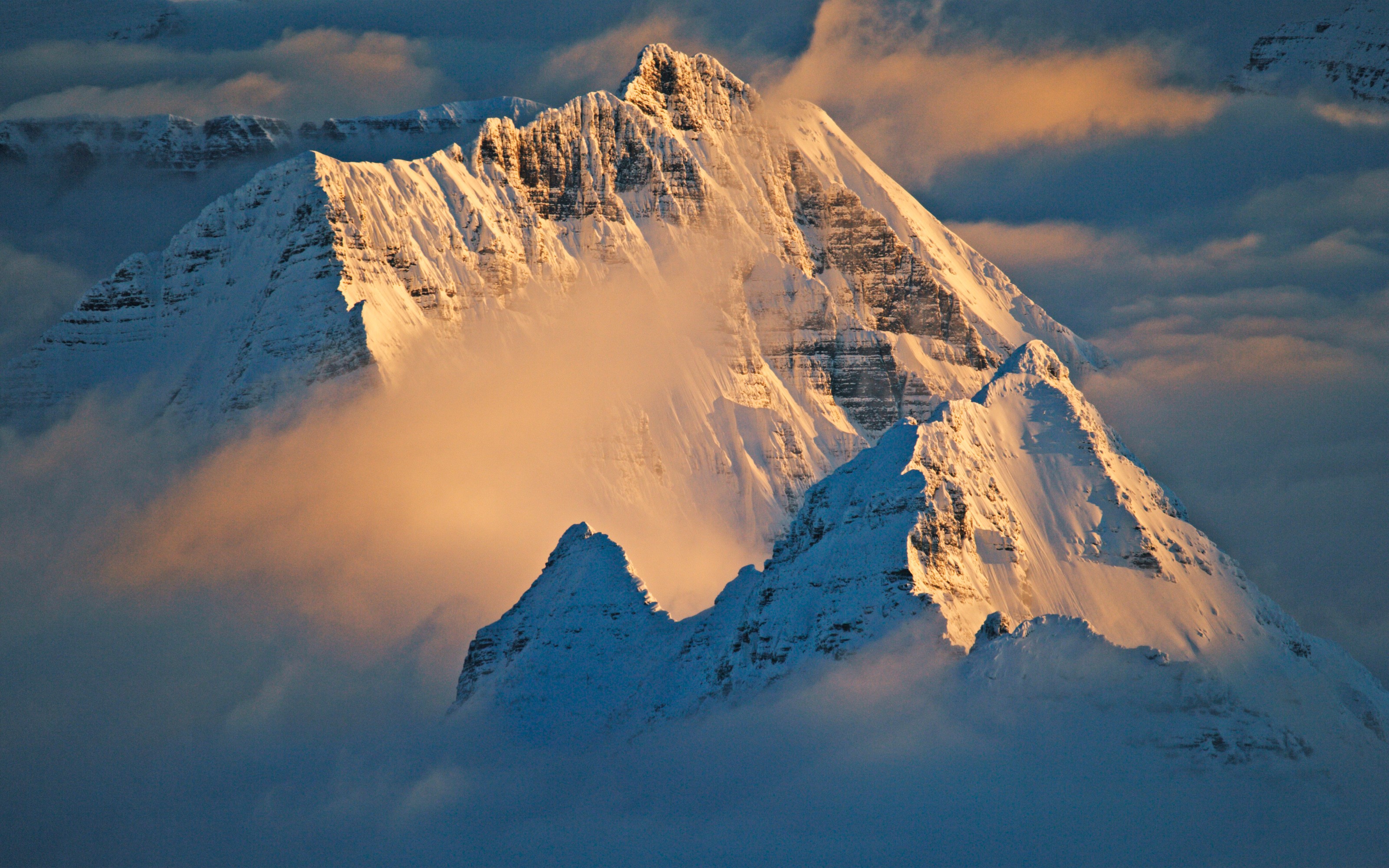 General 3200x2000 landscape mountains snowy peak clouds National Geographic nature cold ice snow snowy mountain
