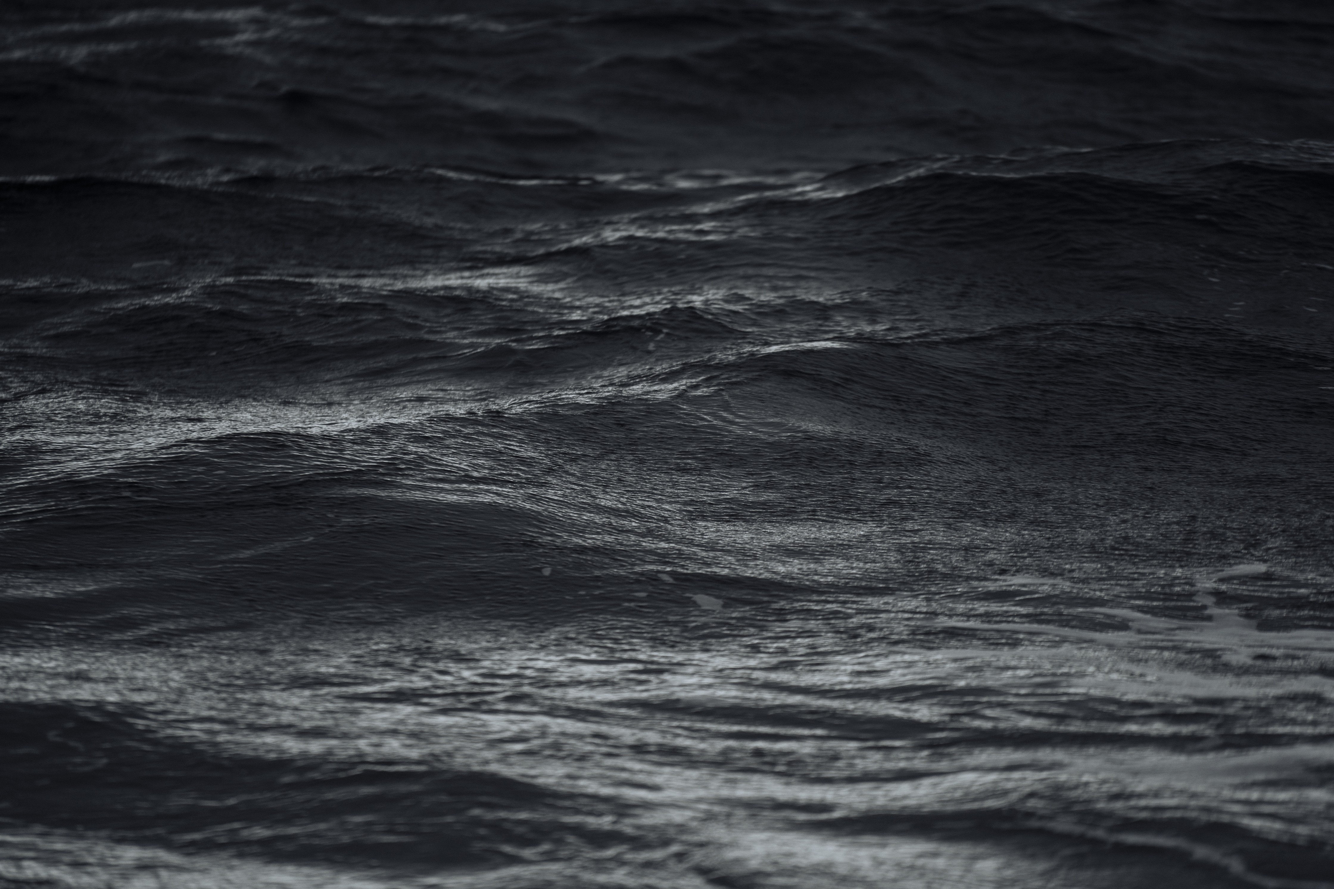 General 4480x2988 sea waves monochrome nature dark