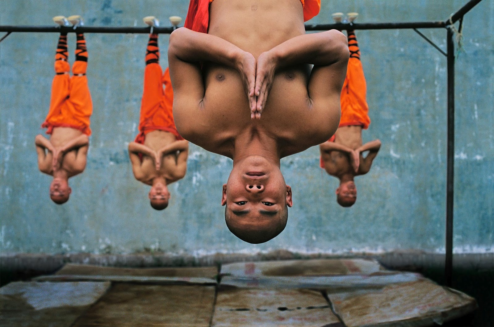 People 1600x1060 photography China monks meditation rod Steve McCurry men