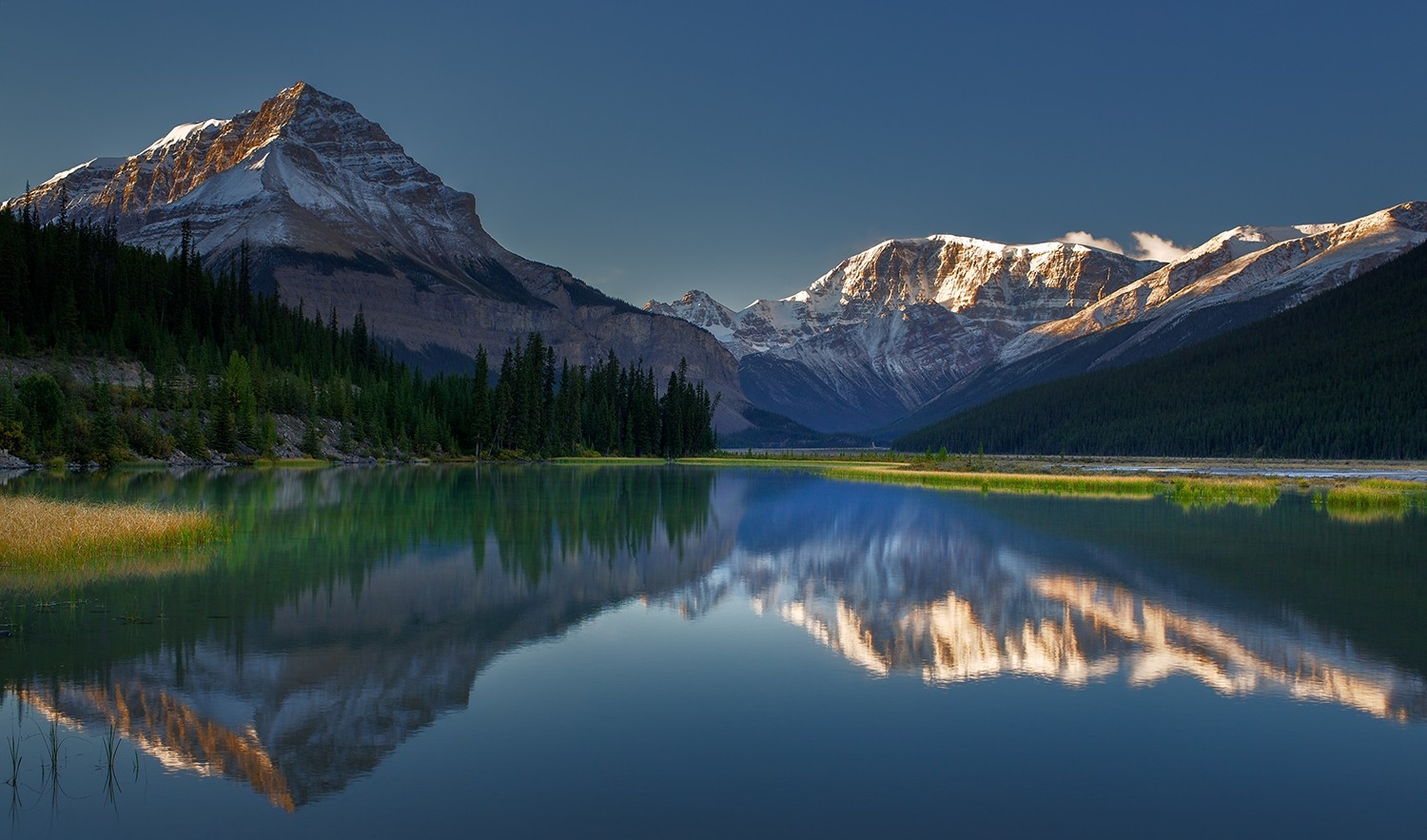 General 1500x883 photography nature landscape morning sunlight Rocky Mountains lake snowy peak reflection forest calm Canada