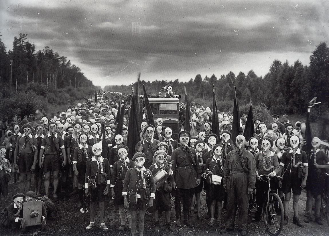 People 1149x825 gas masks old photos vintage monochrome