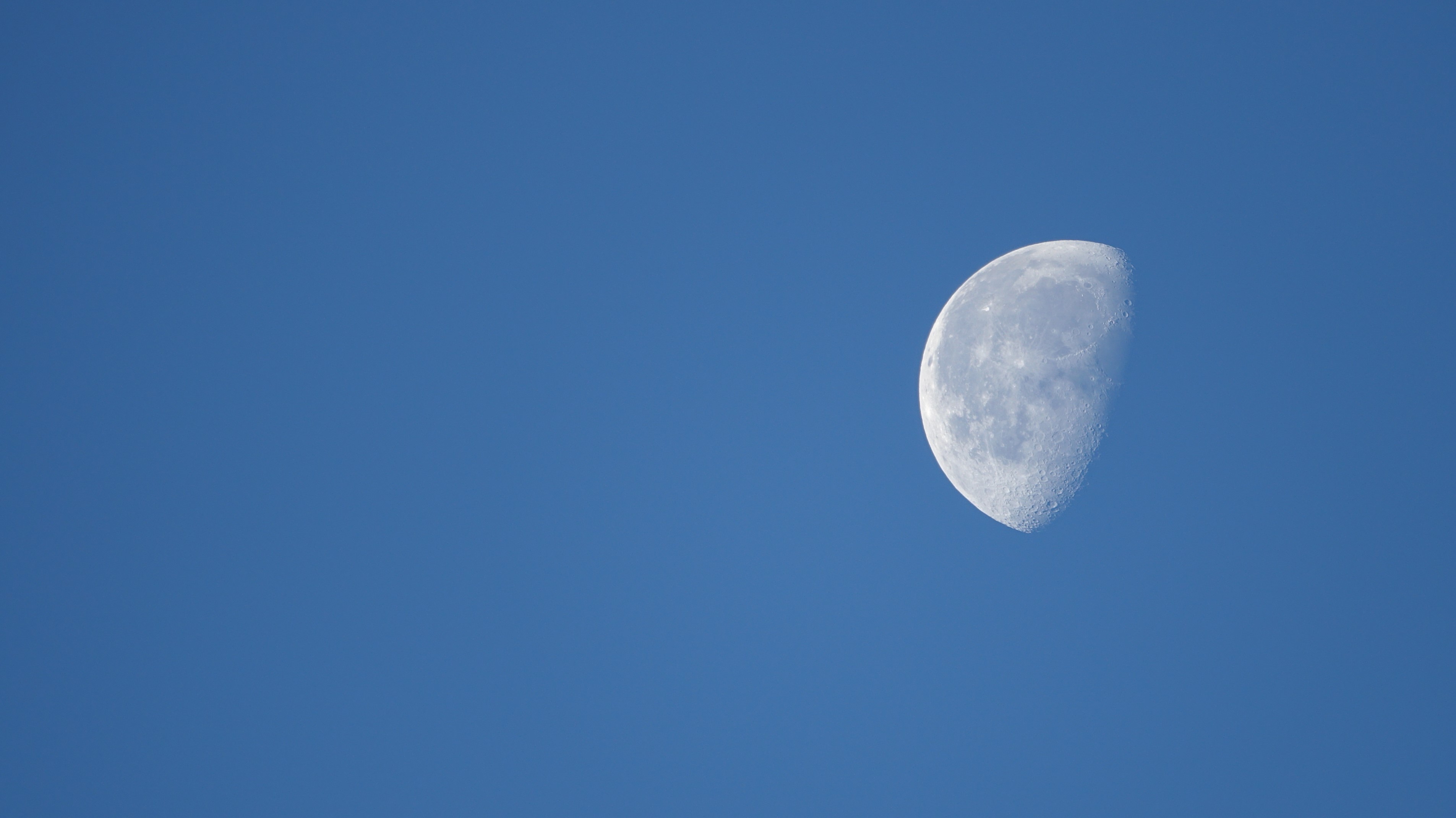 General 3810x2142 Moon sky nature blue background