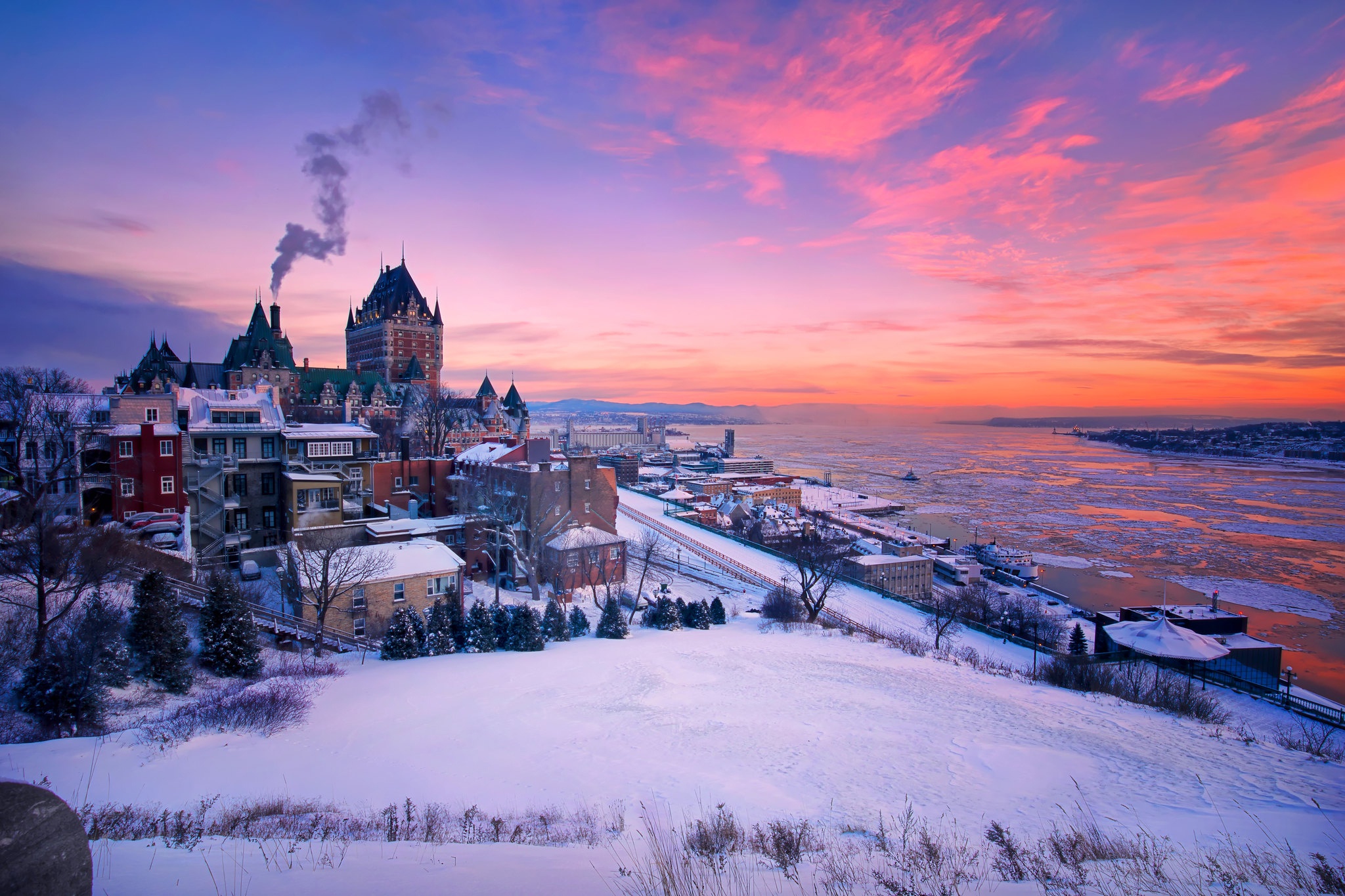 General 2048x1365 winter cold sky Château Frontenac