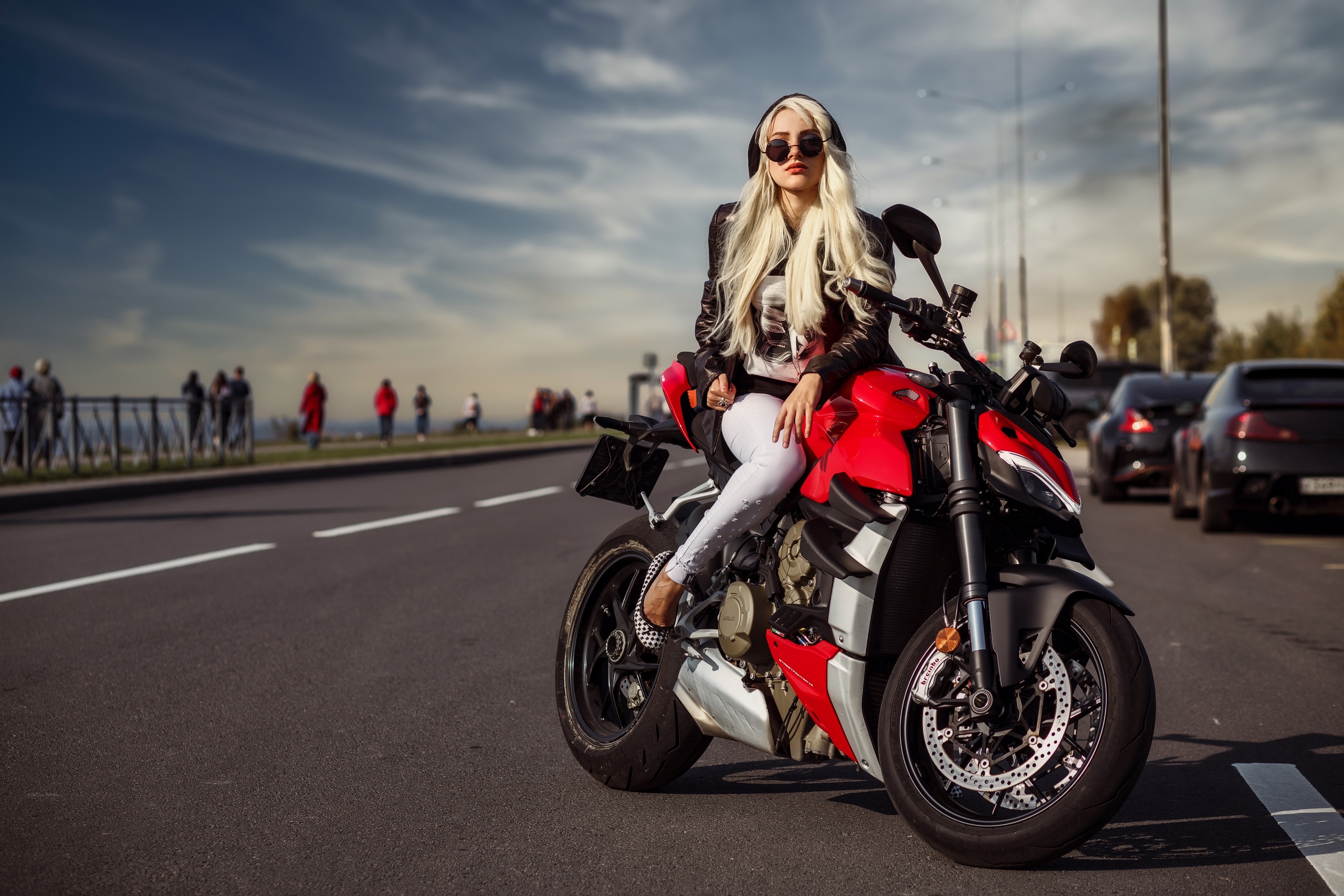 People 2560x1707 women outdoors road motorcycle car black cars sky clouds women model blonde women with glasses pants T-shirt black t-shirt black jackets leather jacket vehicle sunglasses public people Ducati Streetfighter v4 women with motorcycles