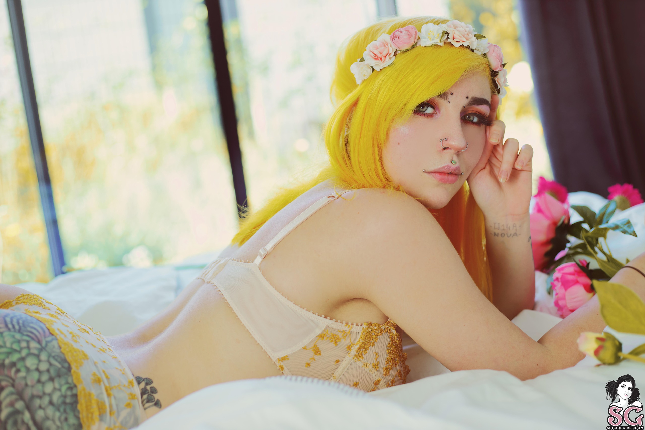 People 2560x1707 Eve Owl dyed hair Suicide Girls women model tattoo inked girls blue eyes piercing women indoors in bed face pierced nose lingerie pink lipstick bokeh lying on front looking at viewer watermarked