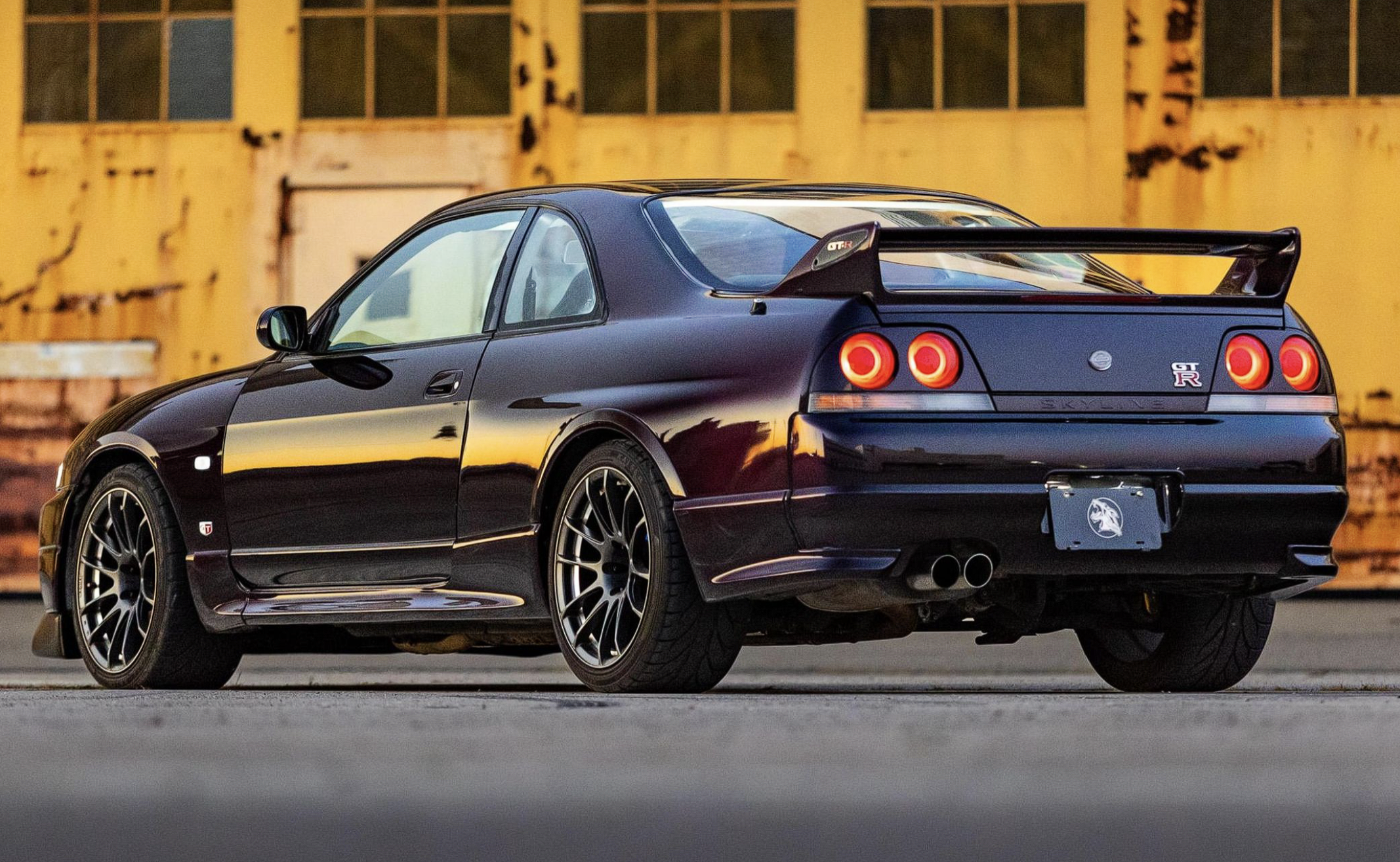 General 2134x1314 Nissan GT-R 1995 Nissan Skyline GT-R Nissan Skyline car rear view taillights vehicle concrete reflection black cars licence plates