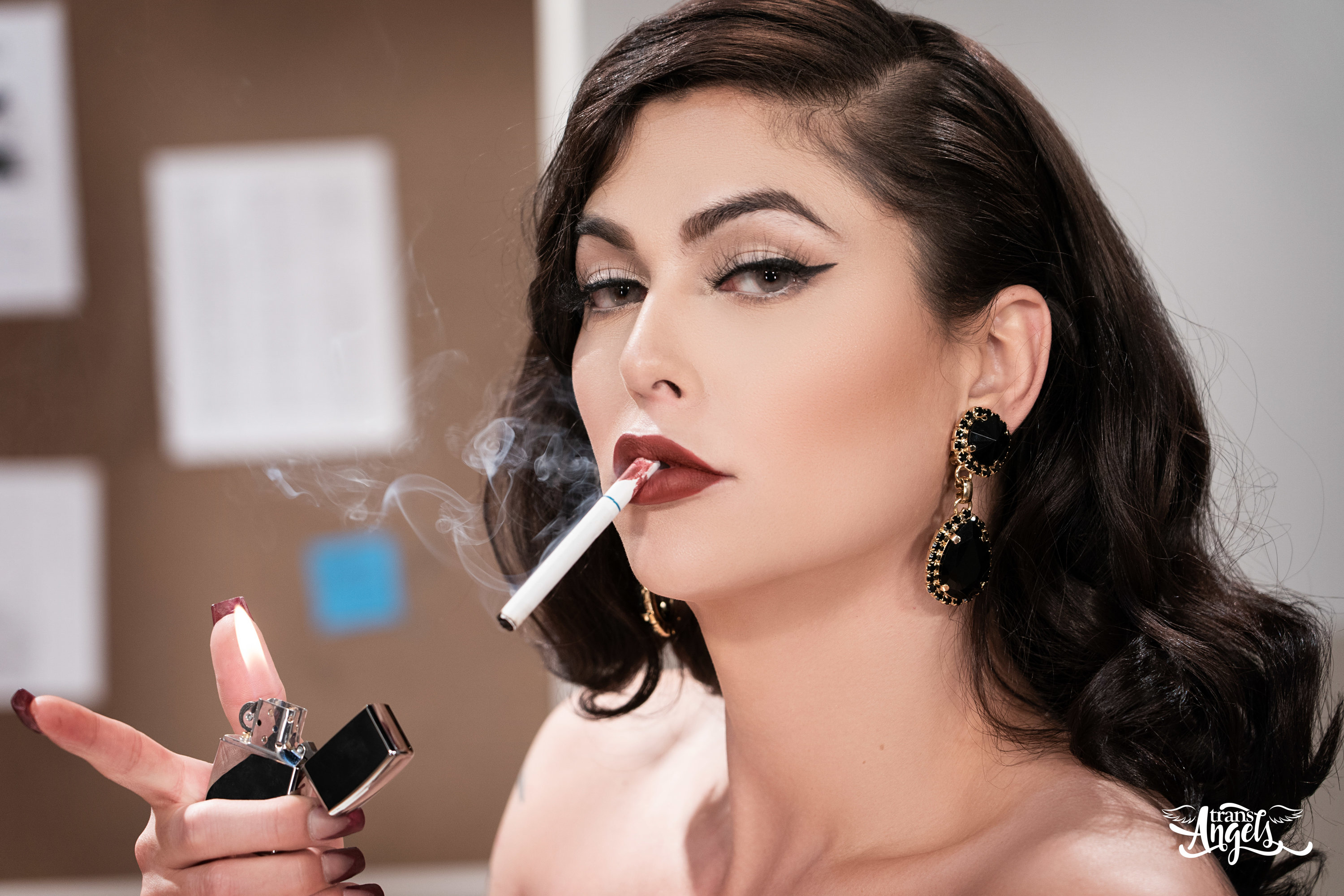 Domino Presley Pornstar Transangels Transgender Smoking 3000x2000