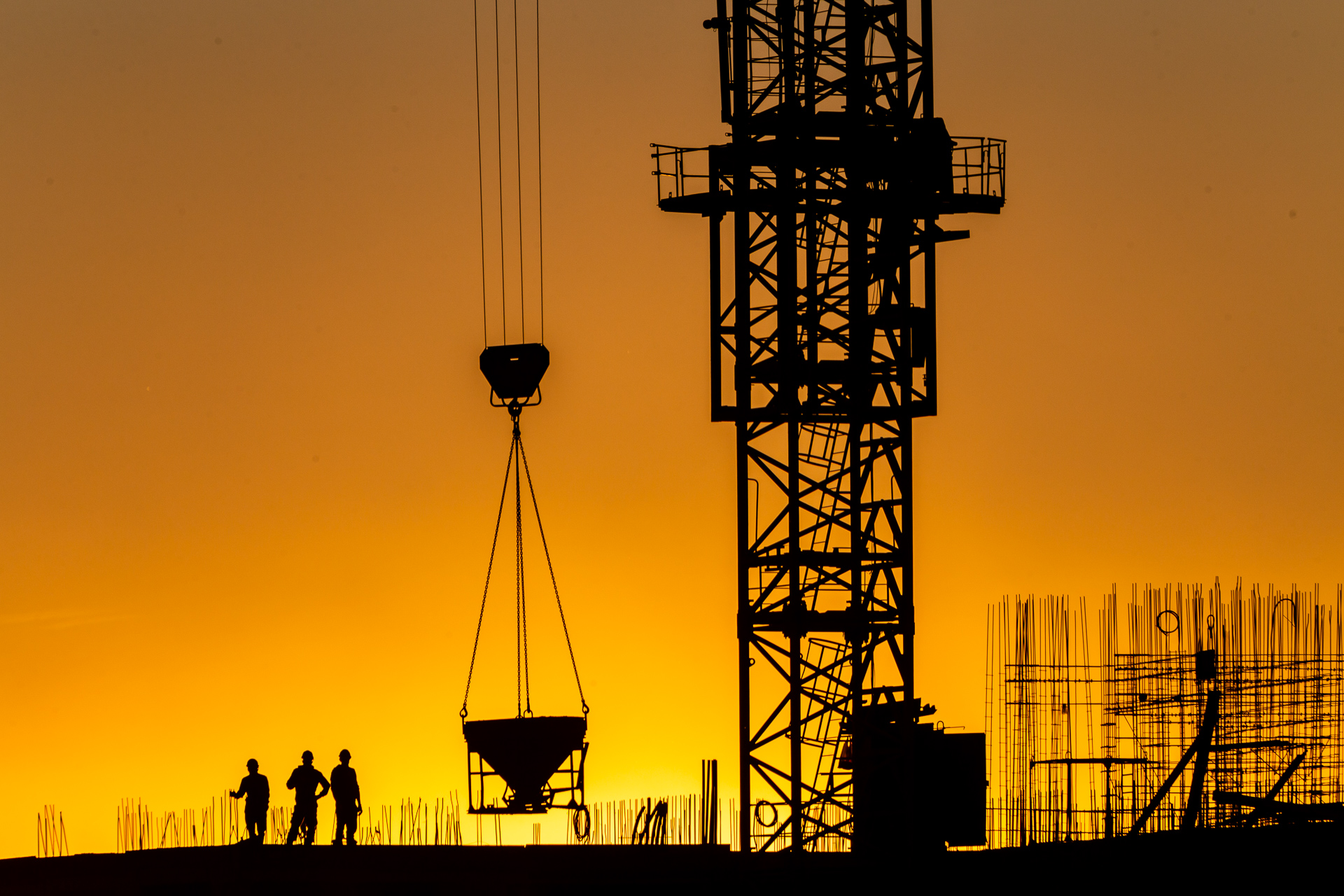 General 1920x1280 architecture photography workers silhouette construction site people men steel beam cranes (machine) wires Sergey Larin low light