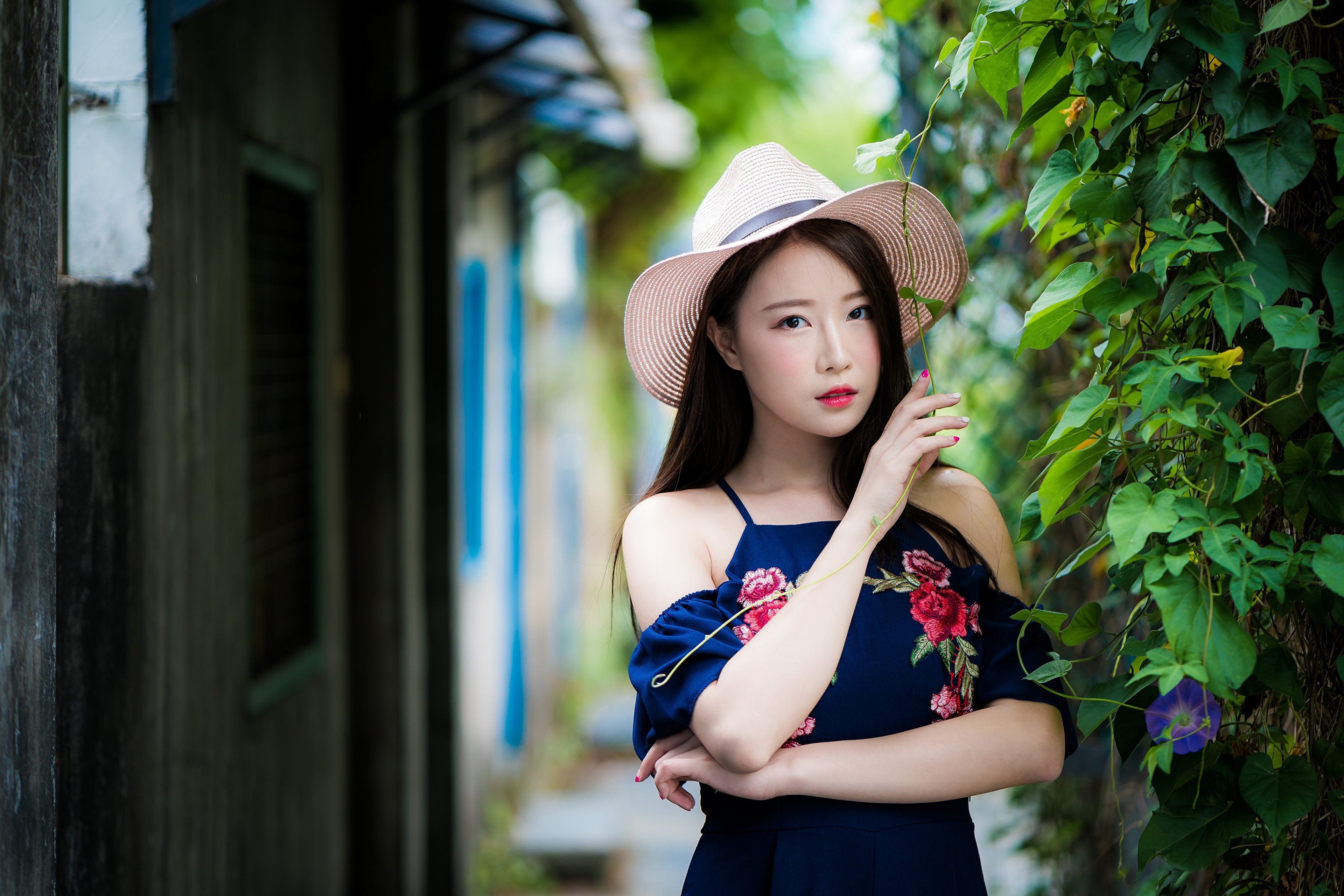 People 3840x2560 Asian model women long hair brunette flower dress bare shoulders straw hat bushes