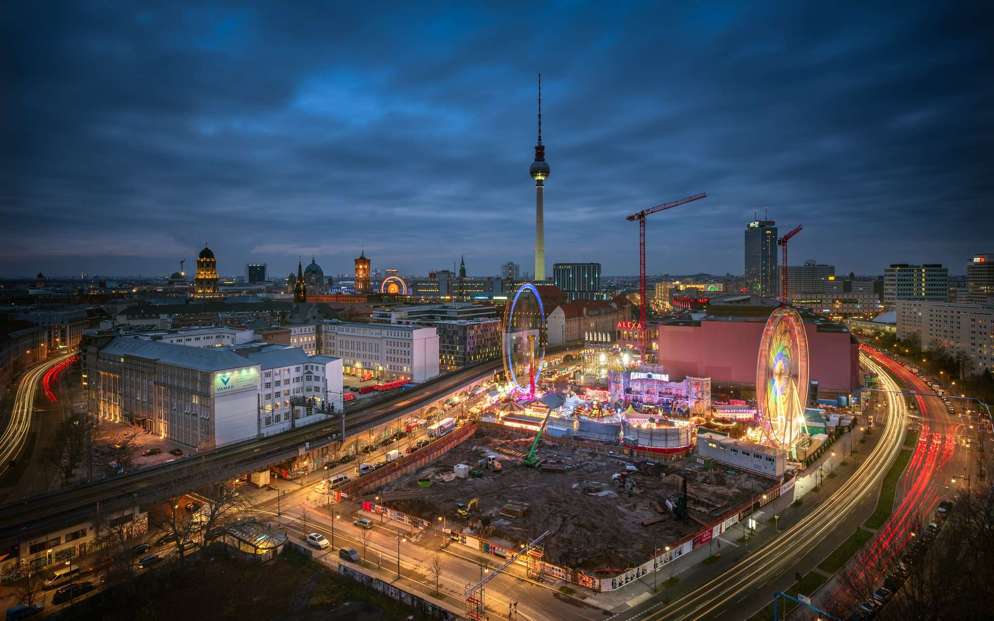 General 2048x1280 city cityscape night lights light trails sky carnivals railway building urban photography dark Berlin