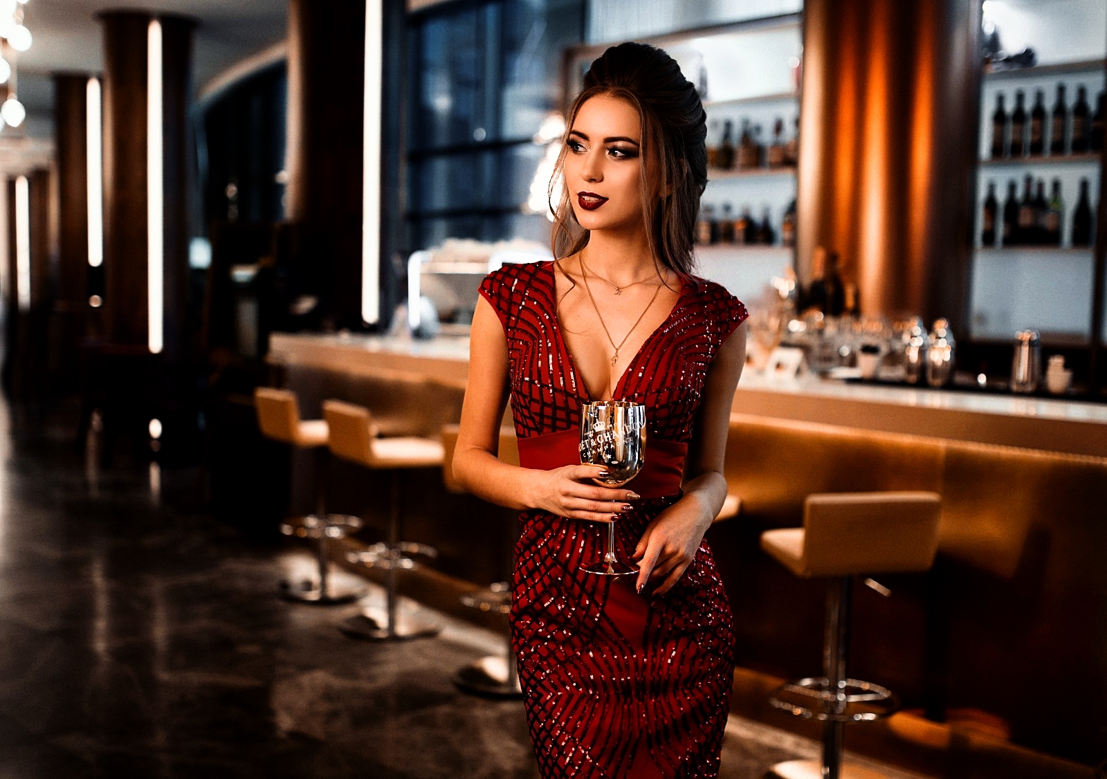 People 1600x1126 model red dress glass lipstick smiling women necklace red nails drinking glass red lipstick looking away fashion brown eyes long hair blonde restaurant