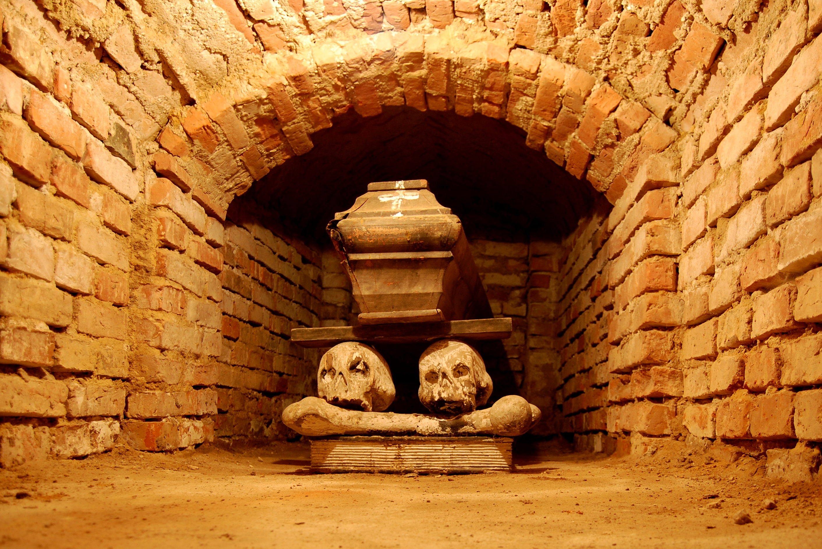 General 2823x1888 crypt tomb coffins bones skull