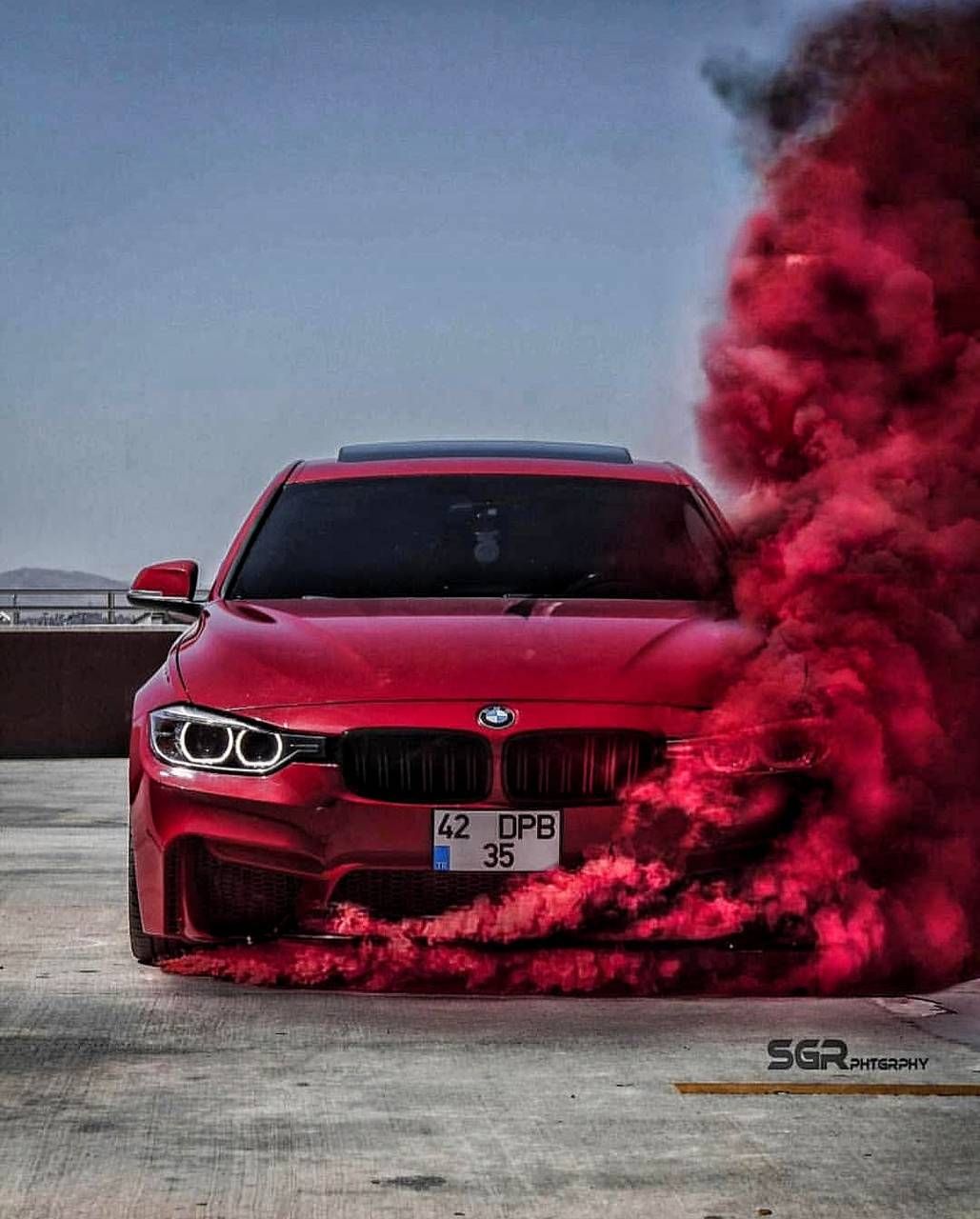 General 1029x1280 BMW tuning red