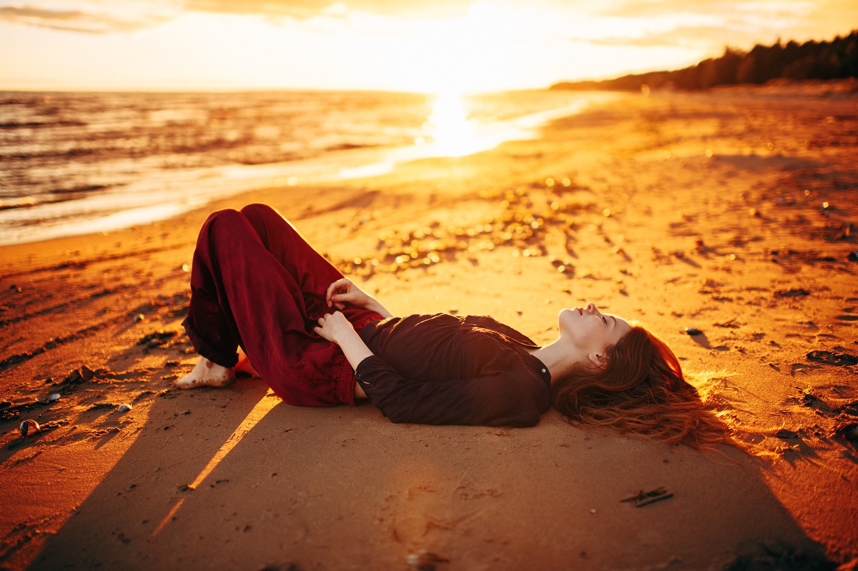 People 1680x1118 Marat Safin women model long hair redhead beach sunset lying down wavy hair closed eyes barefoot women outdoors outdoors sunlight sunbathing women on beach