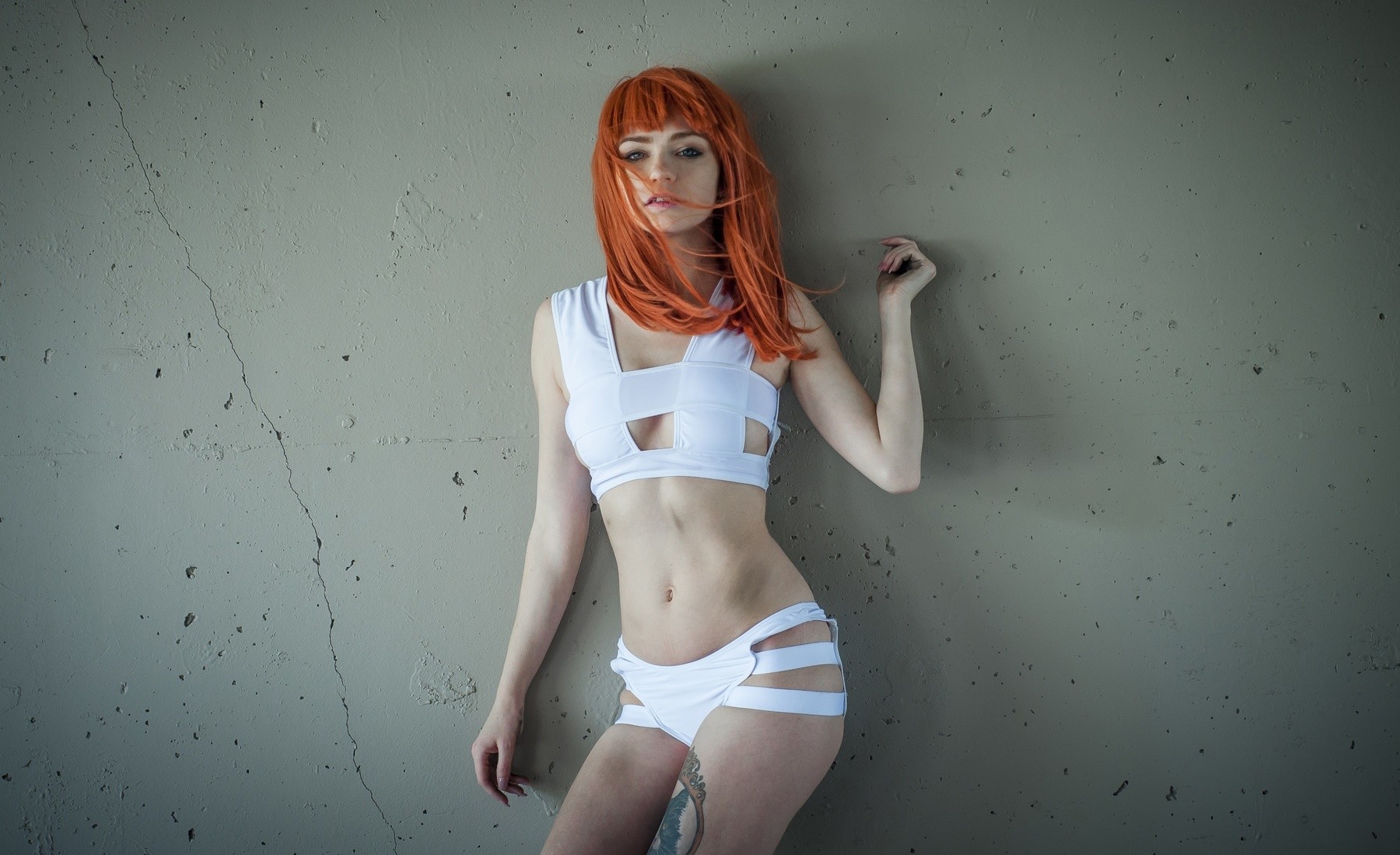 People 1800x1099 cosplay redhead women Katrina Wilkinson Leeloo The Fifth Element belly wall looking at viewer