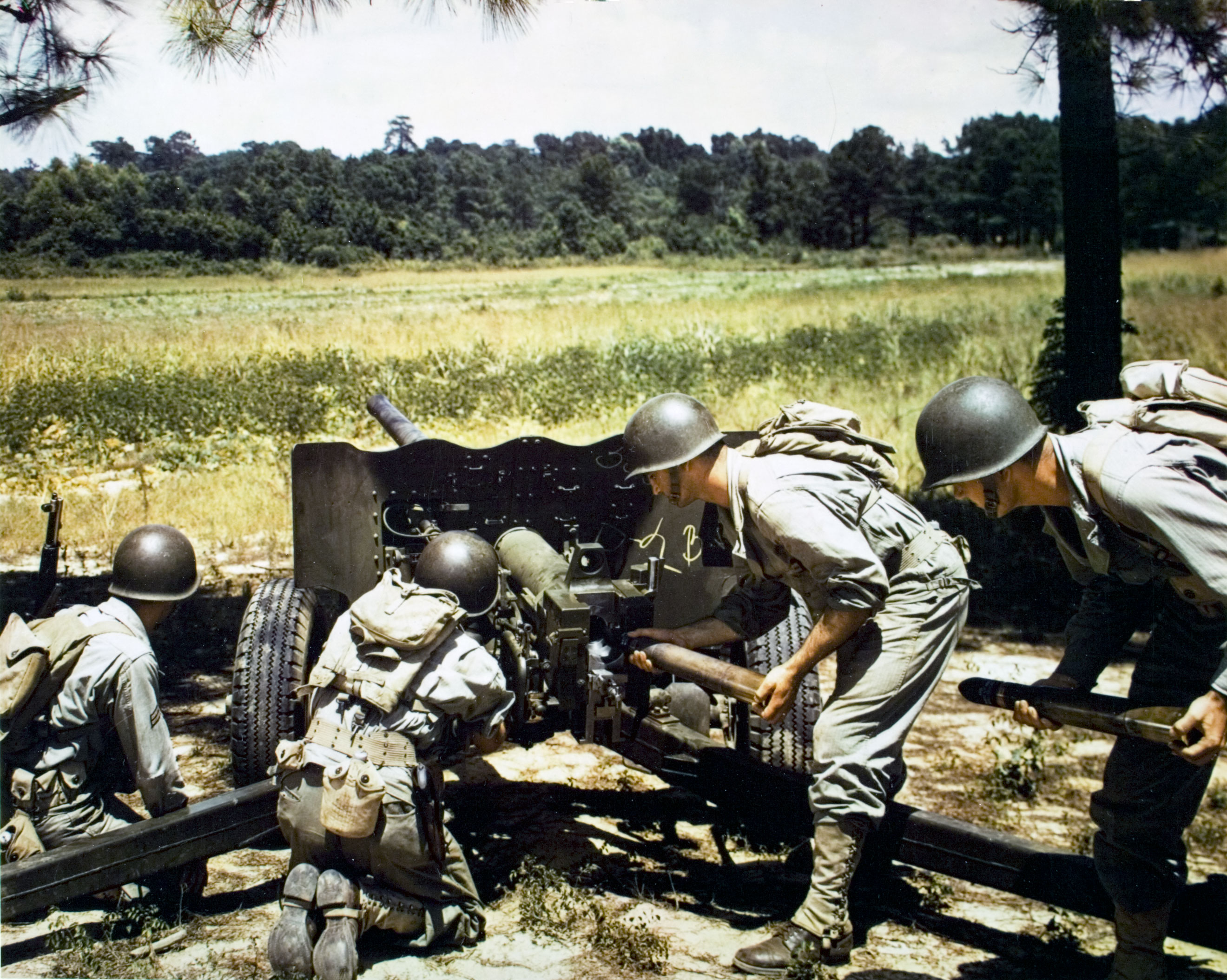 People 2640x2108 World War II military men soldier war USA gun artillery 1943 (Year) United States Army infantry