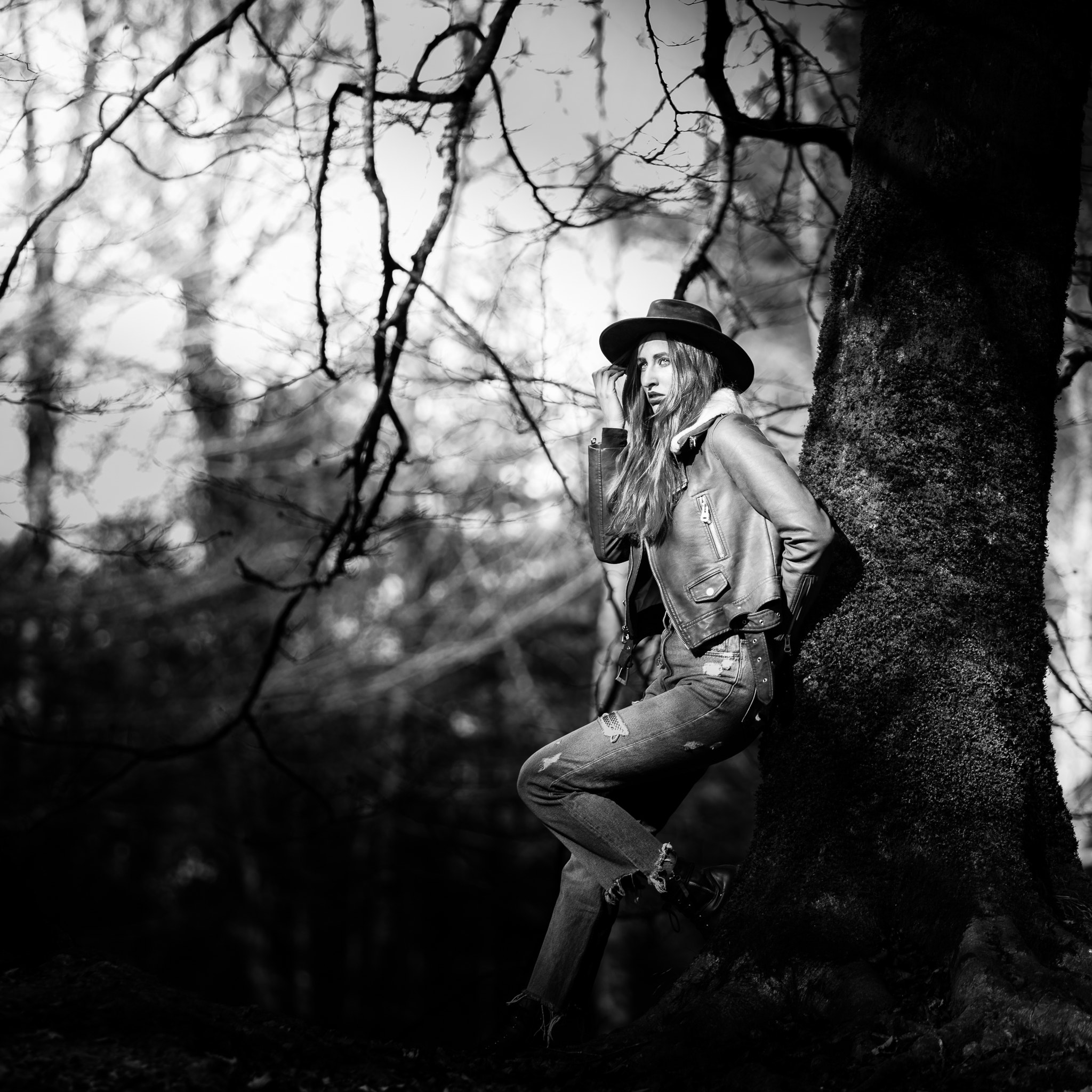 People 2048x2048 Maÿ Leyvraz 500px monochrome dark trees women model women outdoors