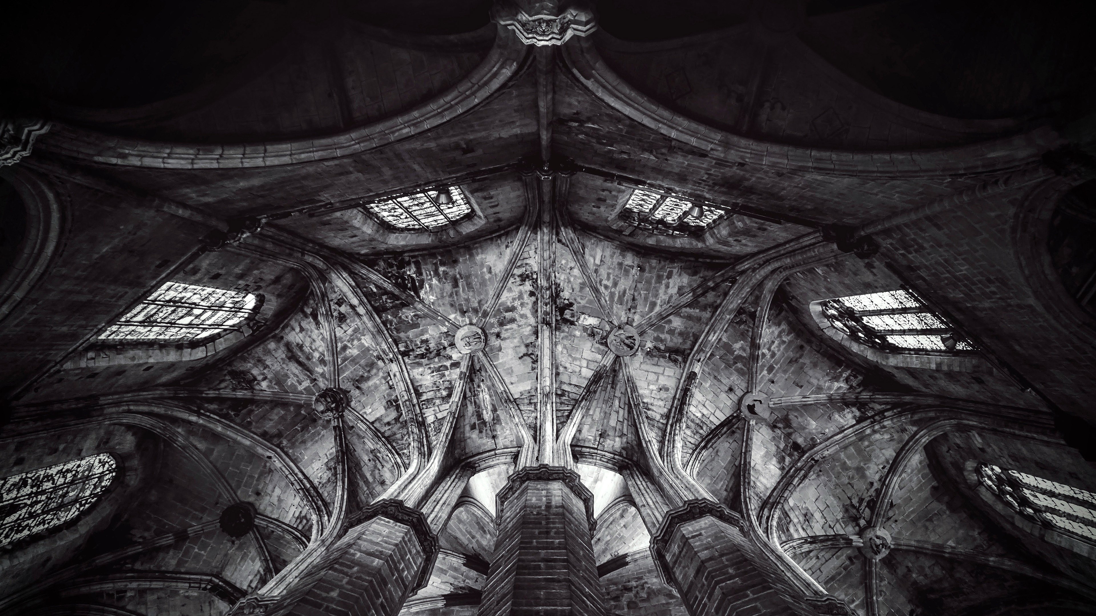 General 3840x2160 photography ceiling architecture monochrome