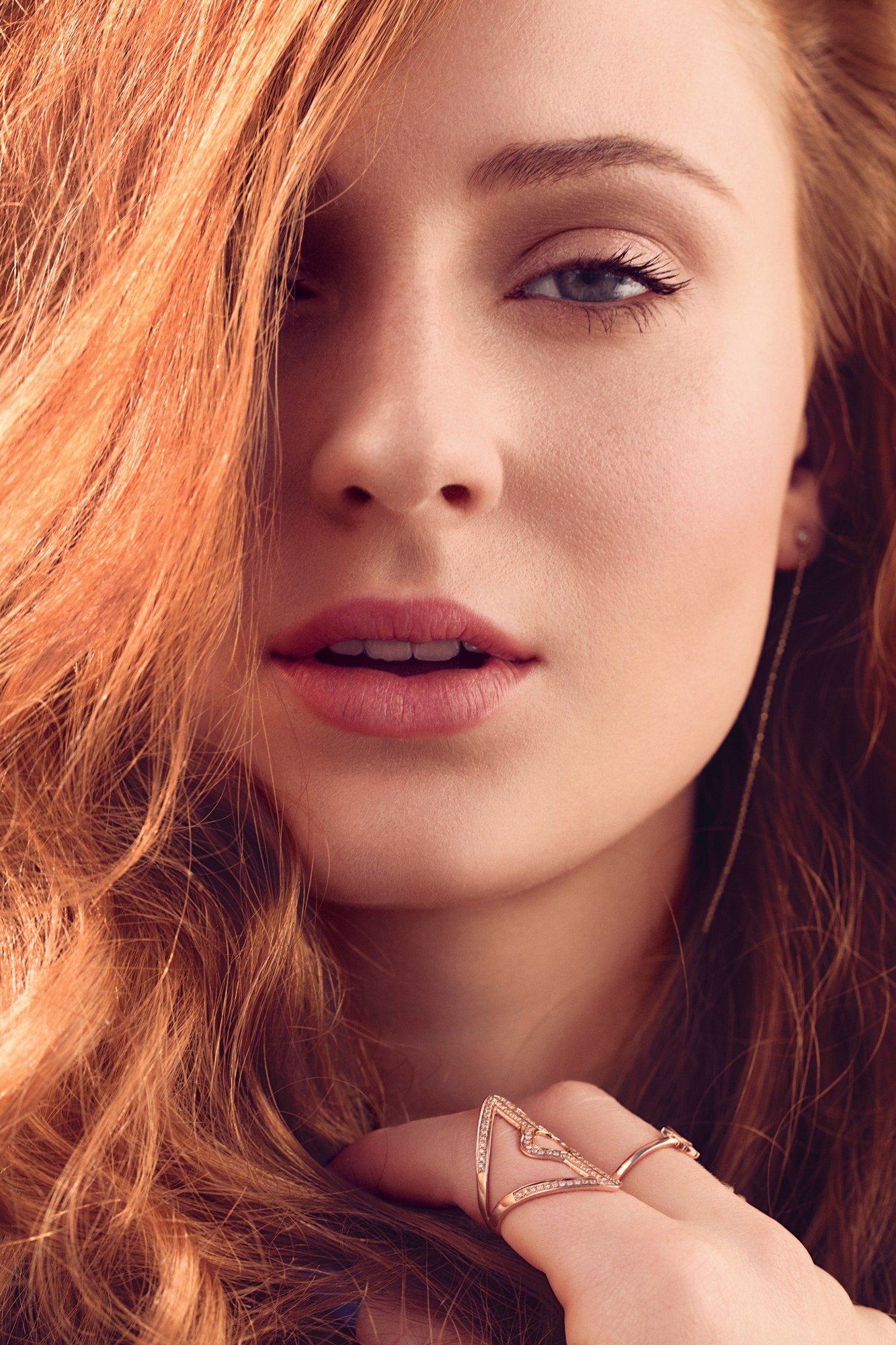 People 1333x2000 actress women redhead Sophie Turner looking at viewer closeup portrait display face portrait rings long hair British women hair over one eye