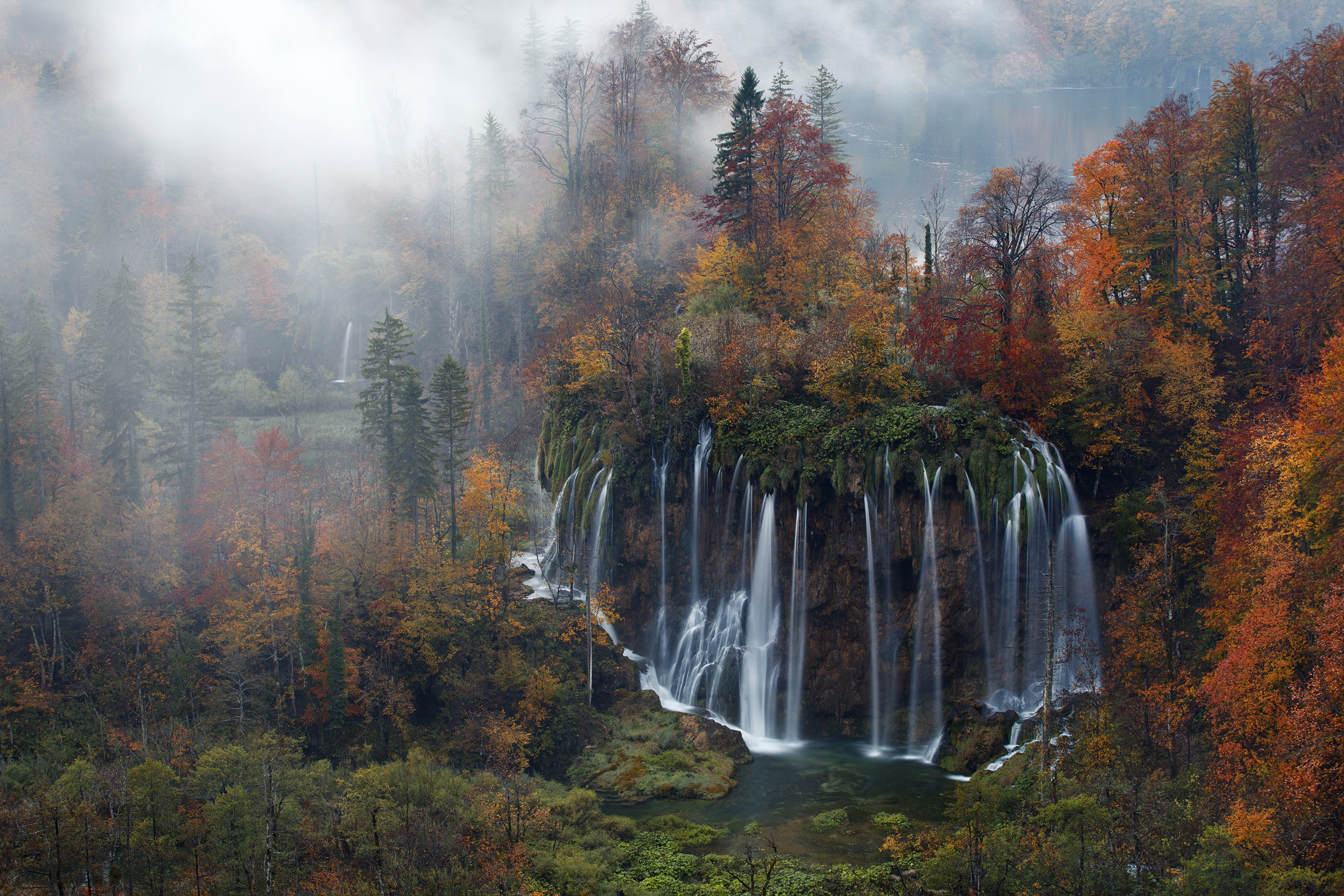 General 3000x2000 Plitvice Lakes National Park fall landscape Croatia nature waterfall forest mist