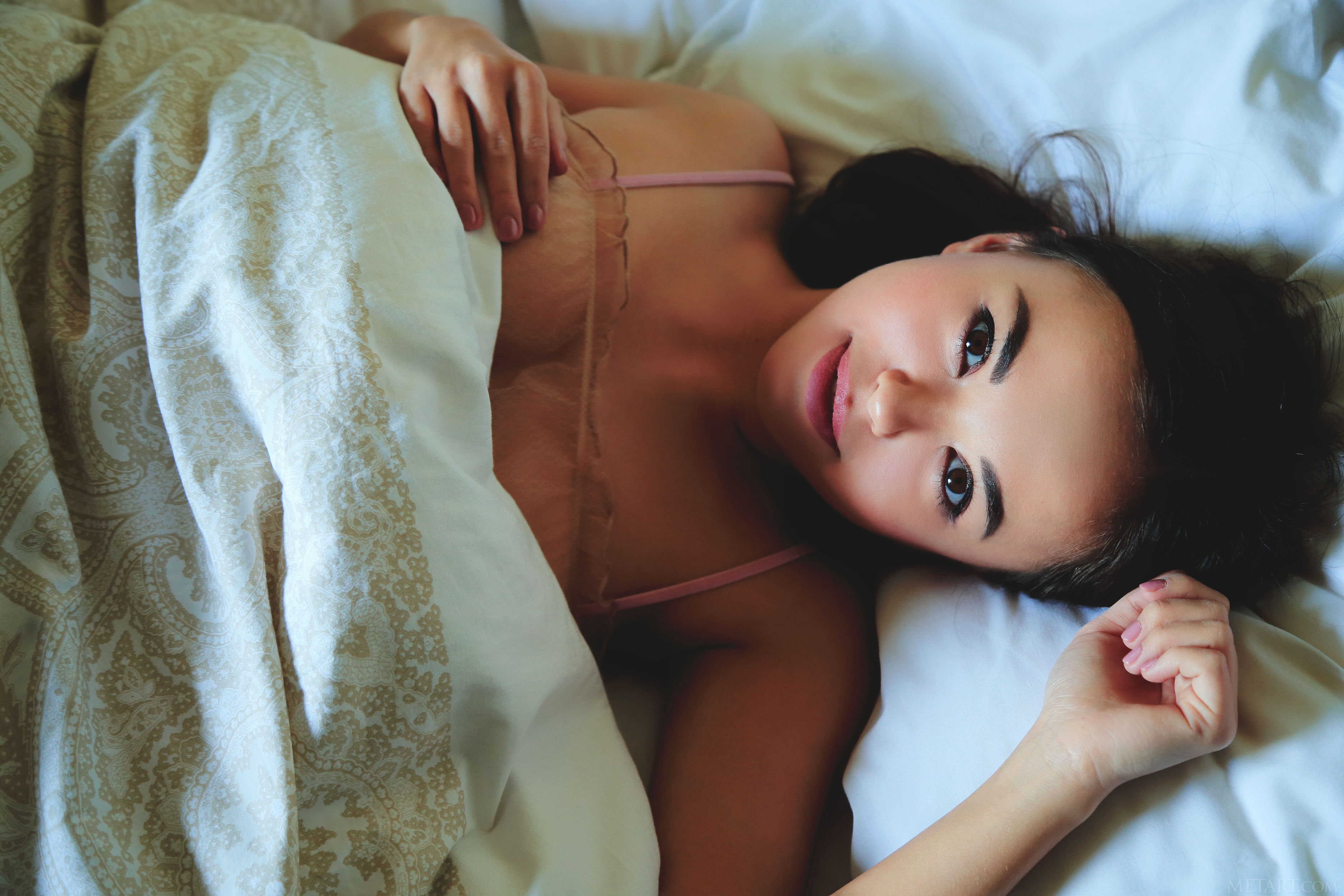 People 4324x2883 women brunette MetArt Li Moon lingerie in bed closeup watermarked