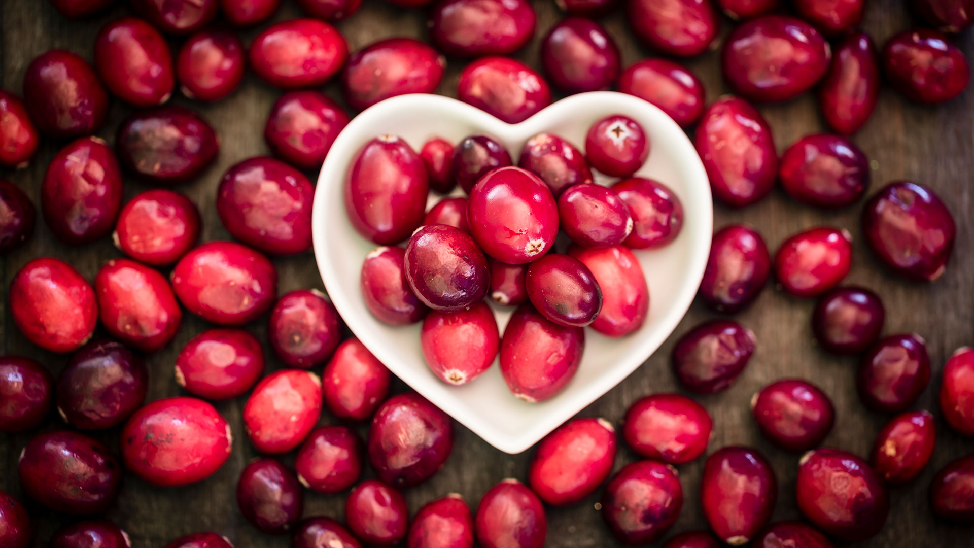 General 1920x1080 fruit cranberries red depth of field heart dishes table