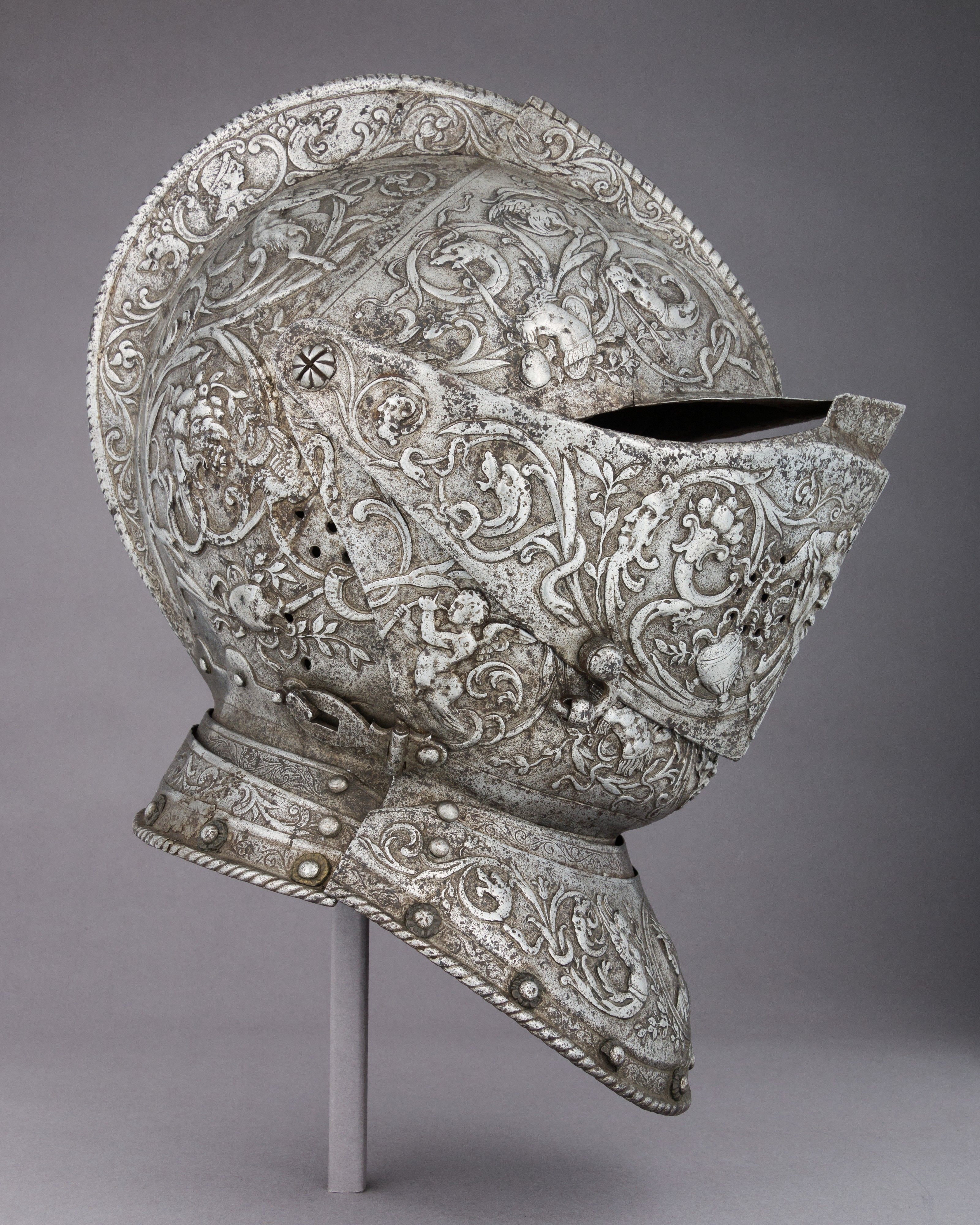 General 3200x4000 helmet medieval medieval clothes engraving armor portrait display side view floral