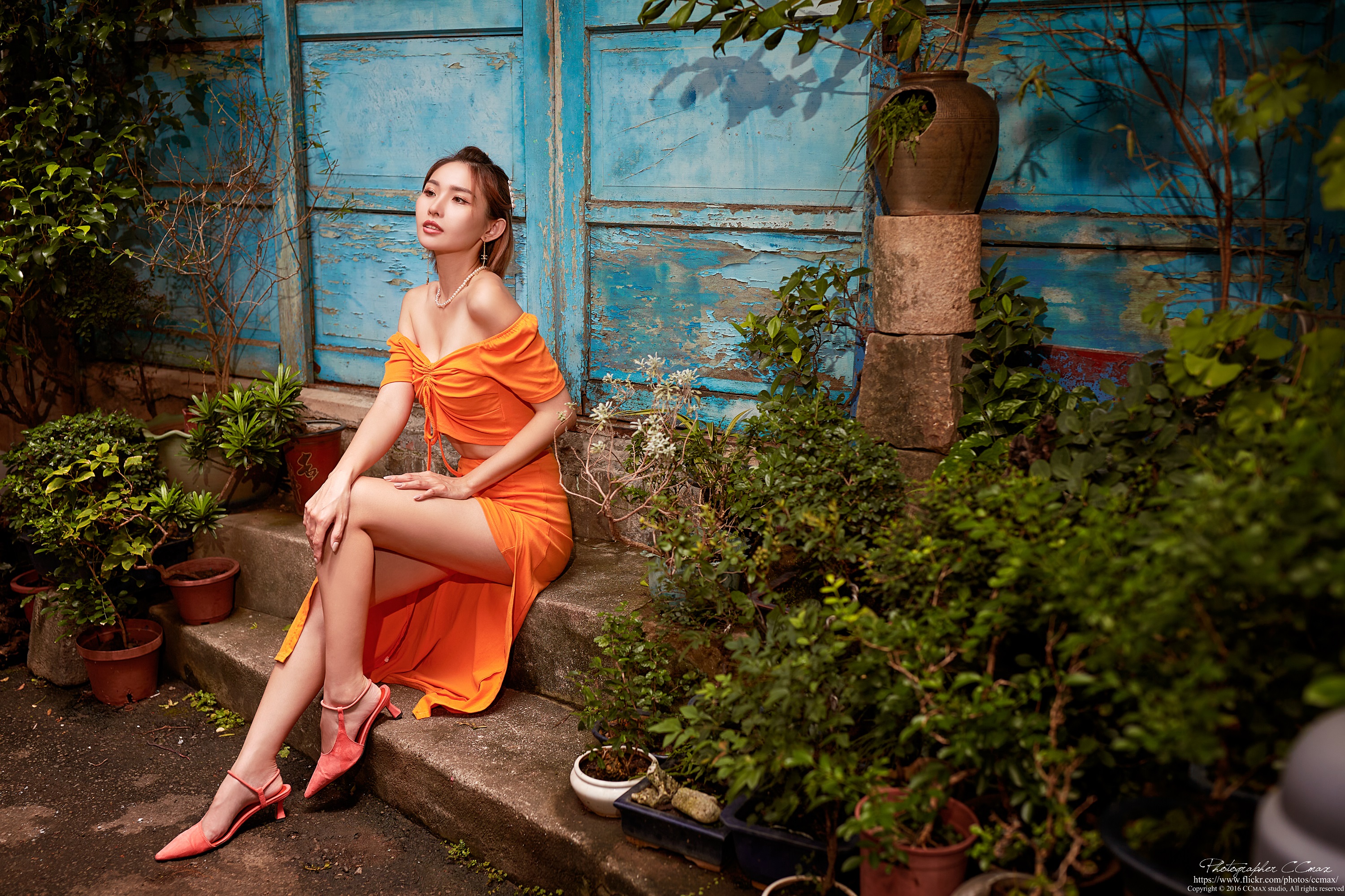 People 3000x2000 Max Chang women Asian brunette orange clothing plants bare shoulders legs garden pearl necklace