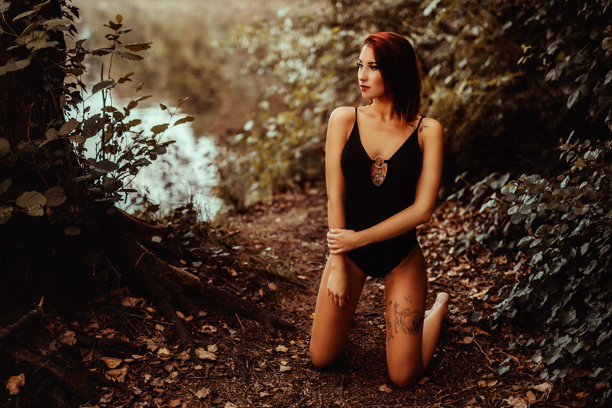 People 2048x1365 women tanned trees tattoo one-piece swimsuit river leaves kneeling women outdoors redhead