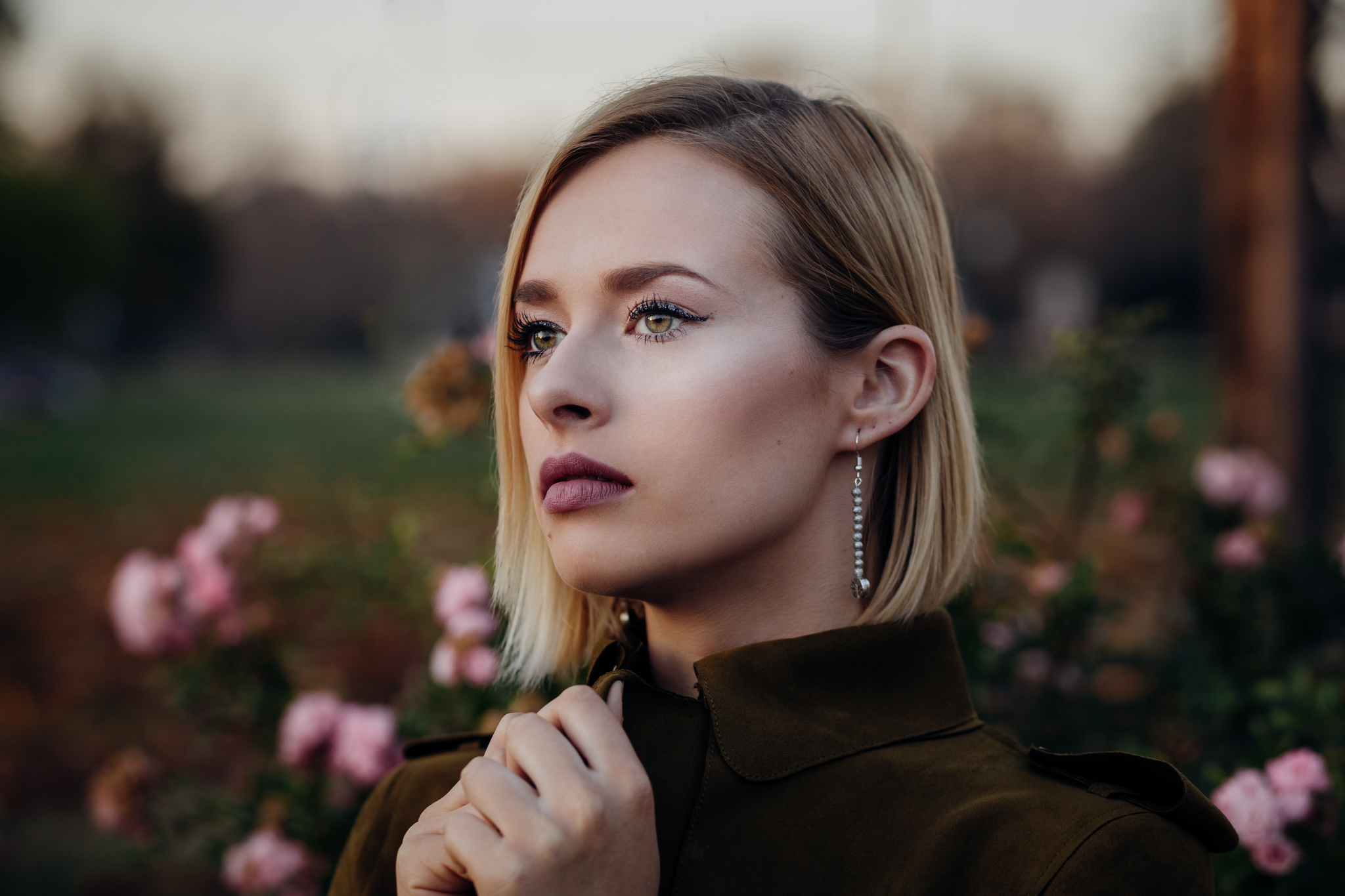 People 2048x1365 women model portrait blonde brown eyes red lipstick profile earring depth of field flowers