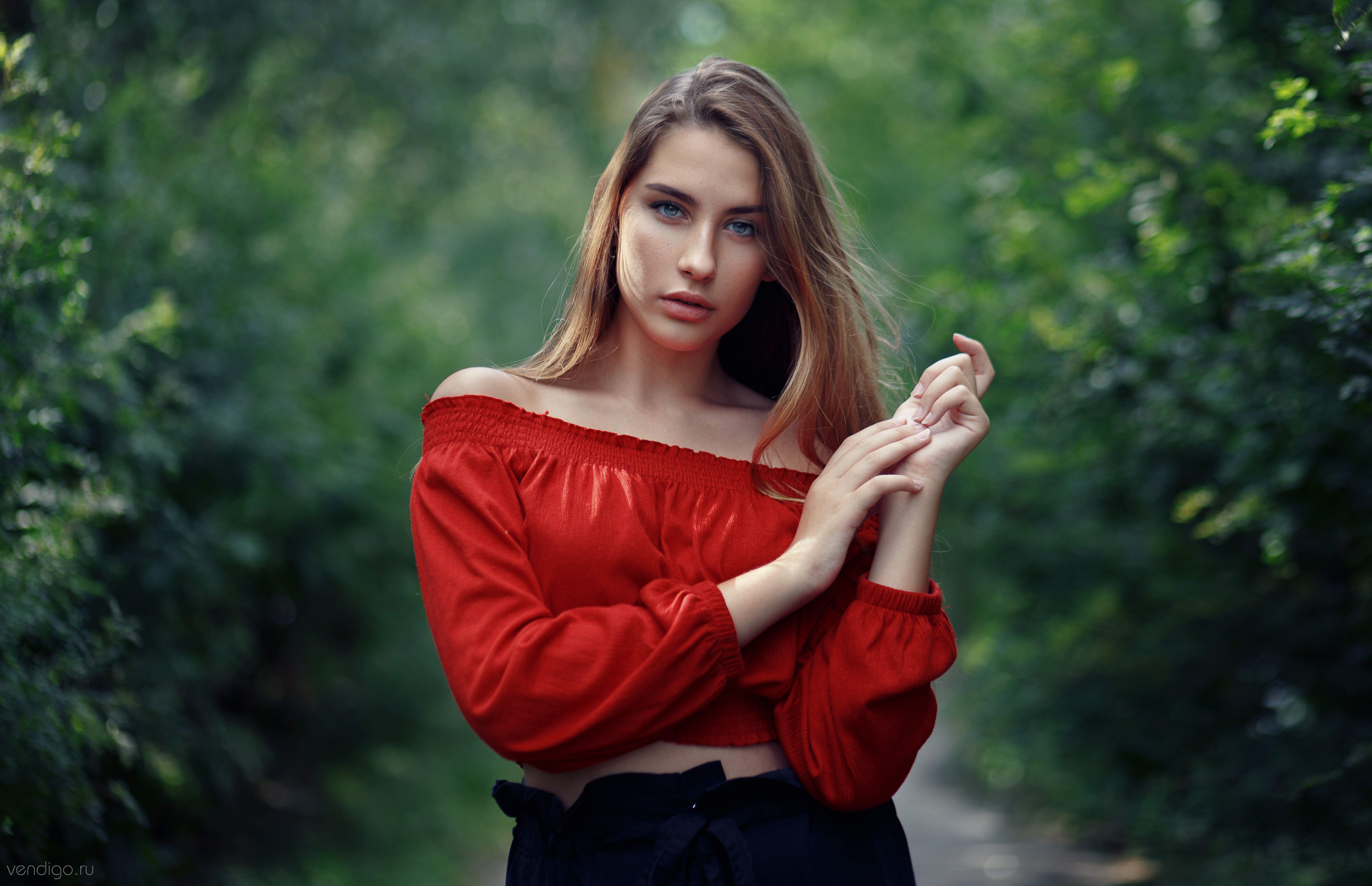 People 5648x3648 women blonde bare shoulders portrait freckles women outdoors red tops brunette long hair Evgeniy Bulatov Anna red clothing looking at viewer watermarked