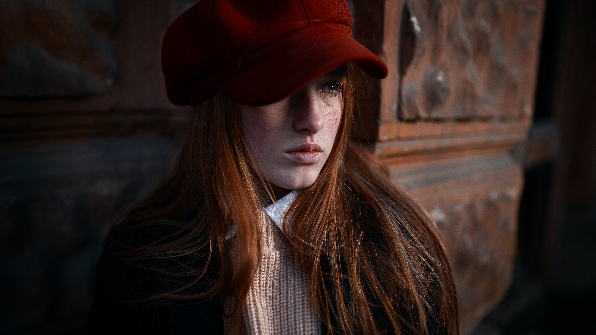 People 2000x1125 face women model hat redhead red hats