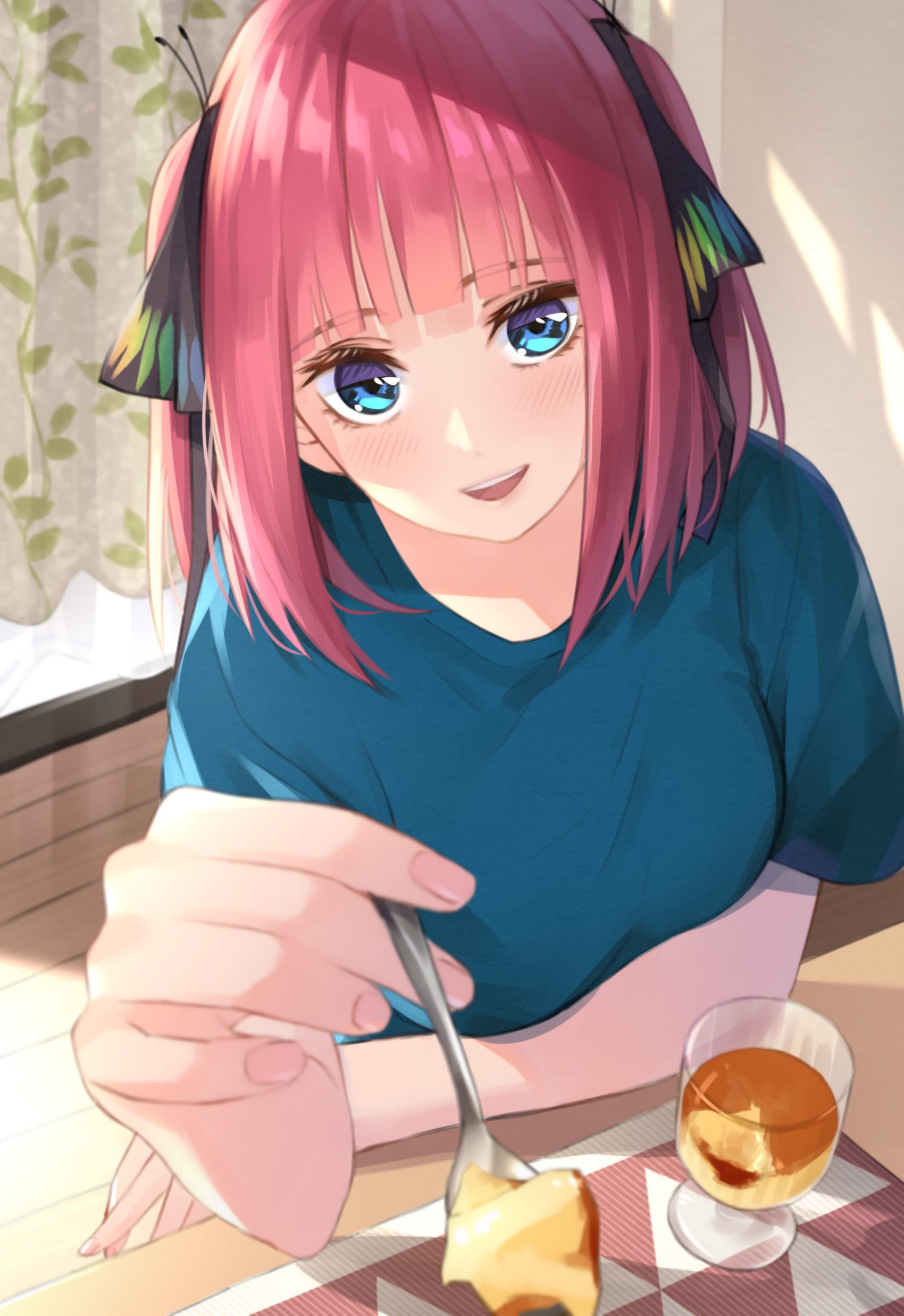 anime girl hot pink short hair