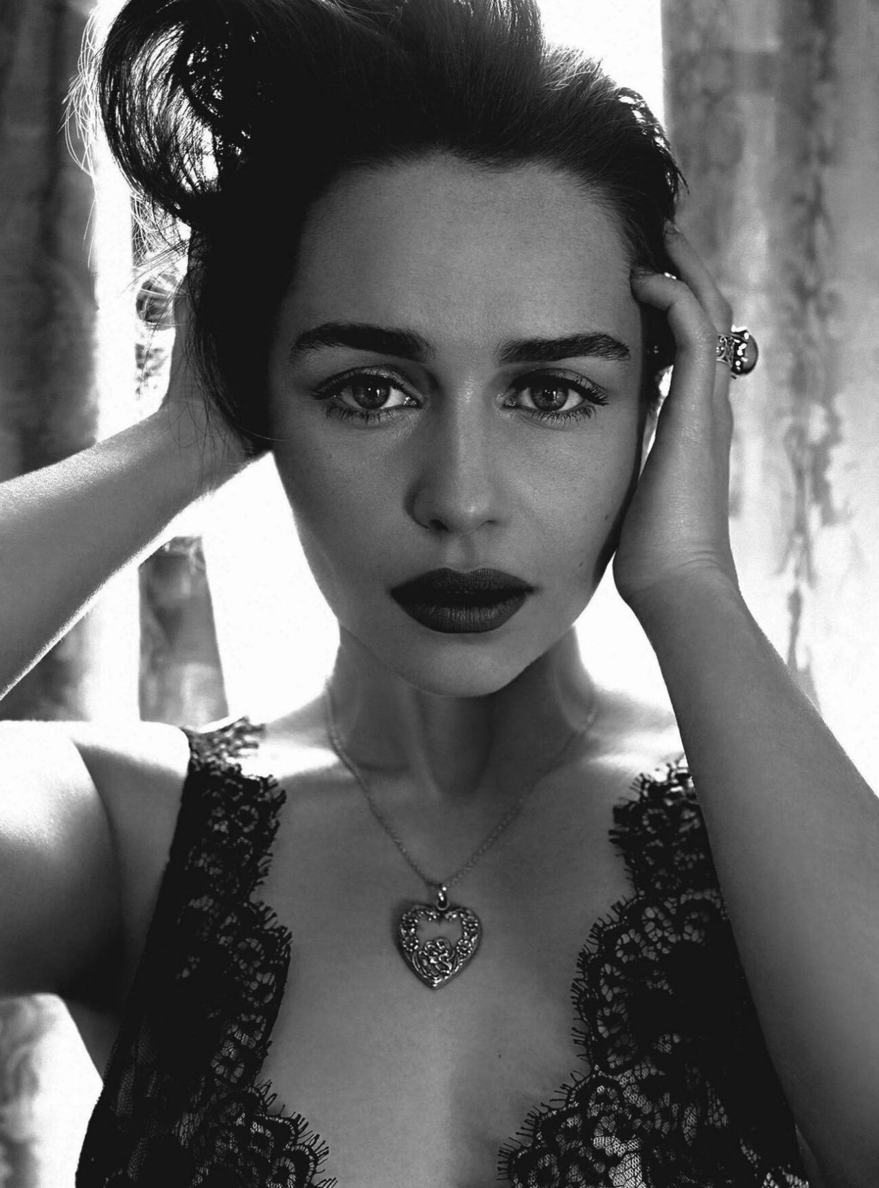 People 1280x1730 Emilia Clarke actress monochrome lipstick necklace dress women Game of Thrones